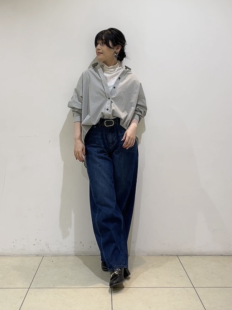 watanabeさんの「UNTITLED｜【洗える／UVケア／ベルト付】サッカー素材シャツ」を使ったコーディネート