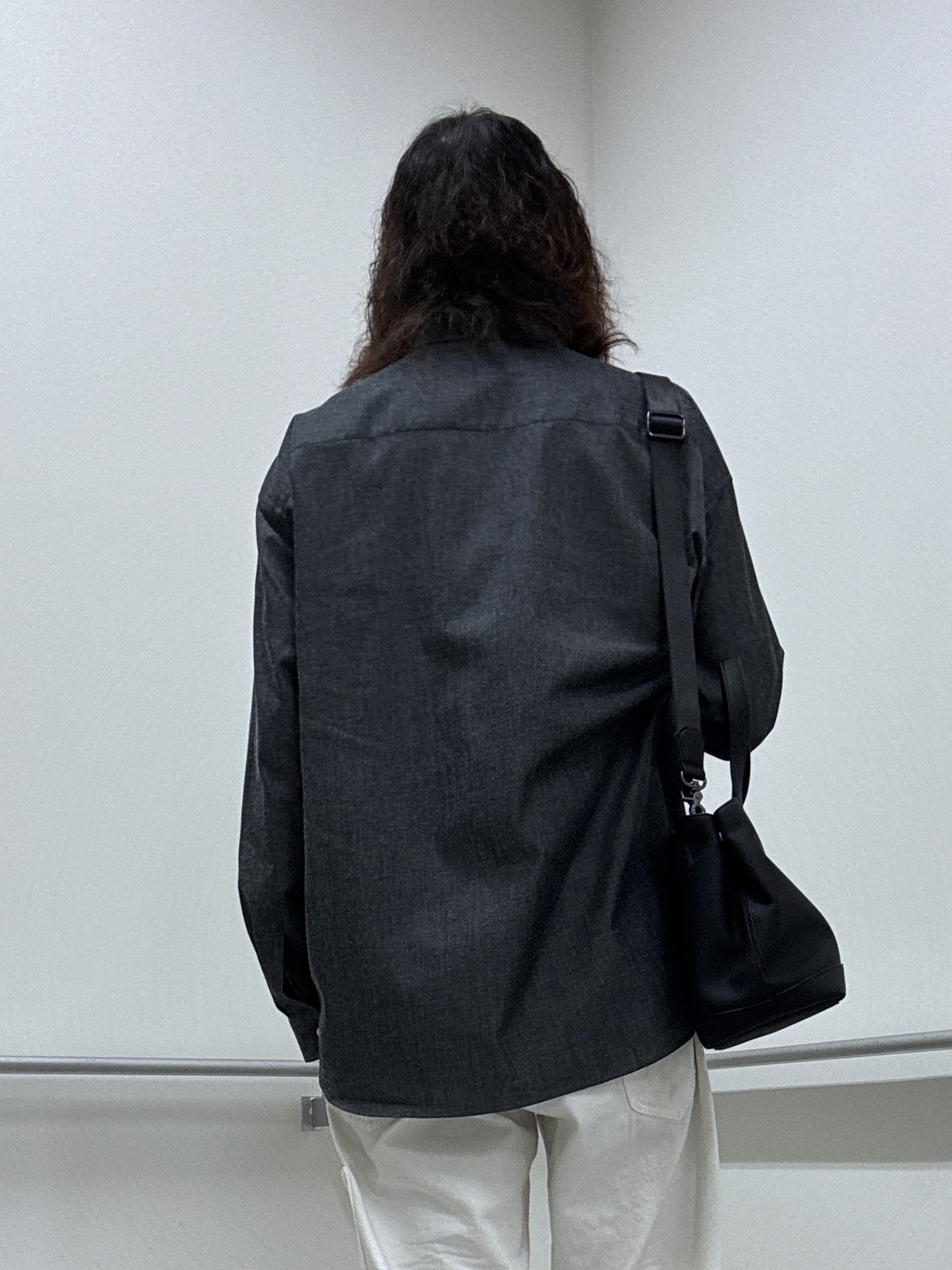 おーのさんの「TAKEO KIKUCHI｜【日本製/Sサイズ～】リラックスフィットシャツ」を使ったコーディネート