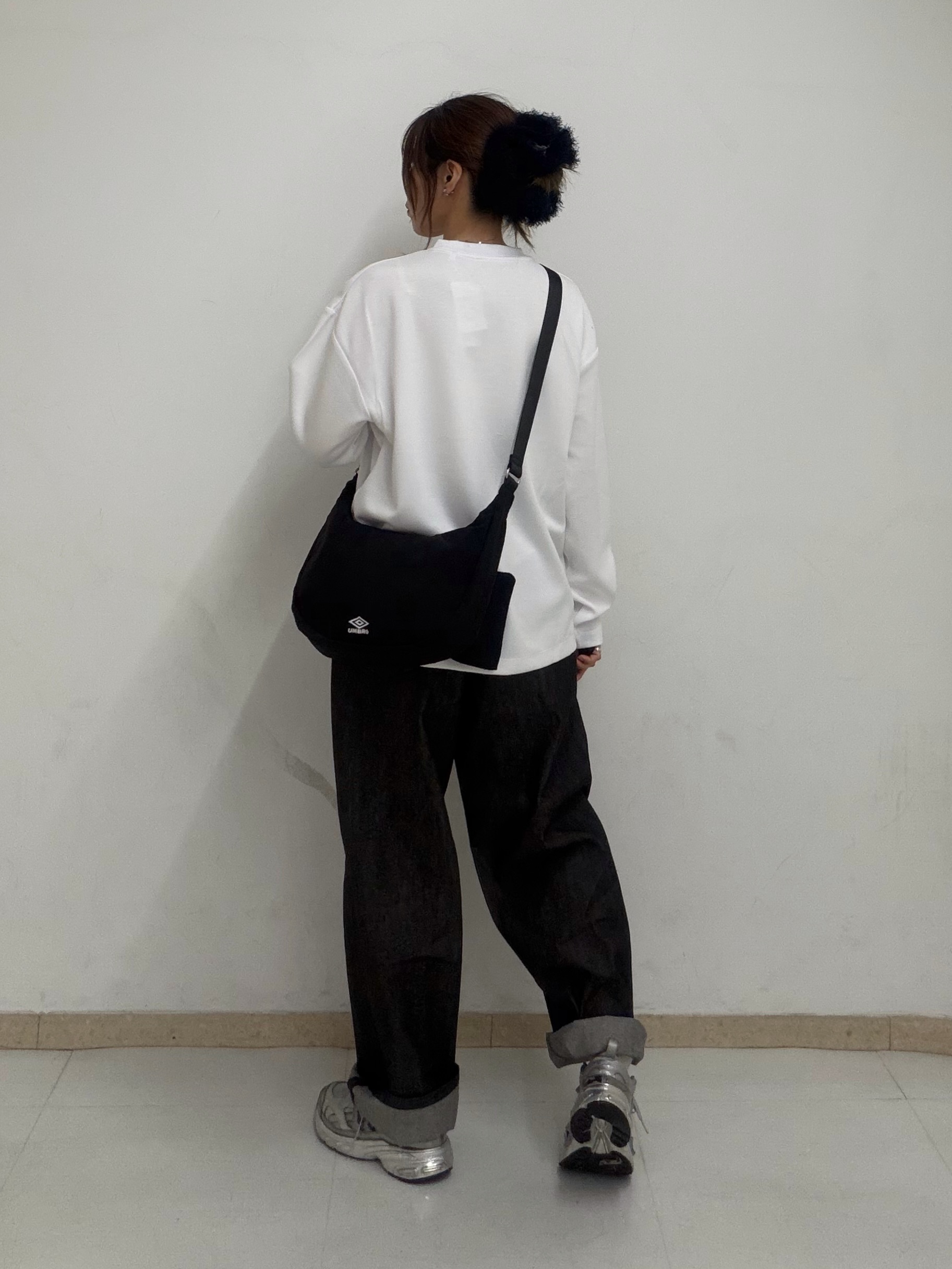 nori さんの「tk.TAKEO KIKUCHI｜ブラシ刺繍長袖Tシャツ」を使ったコーディネート