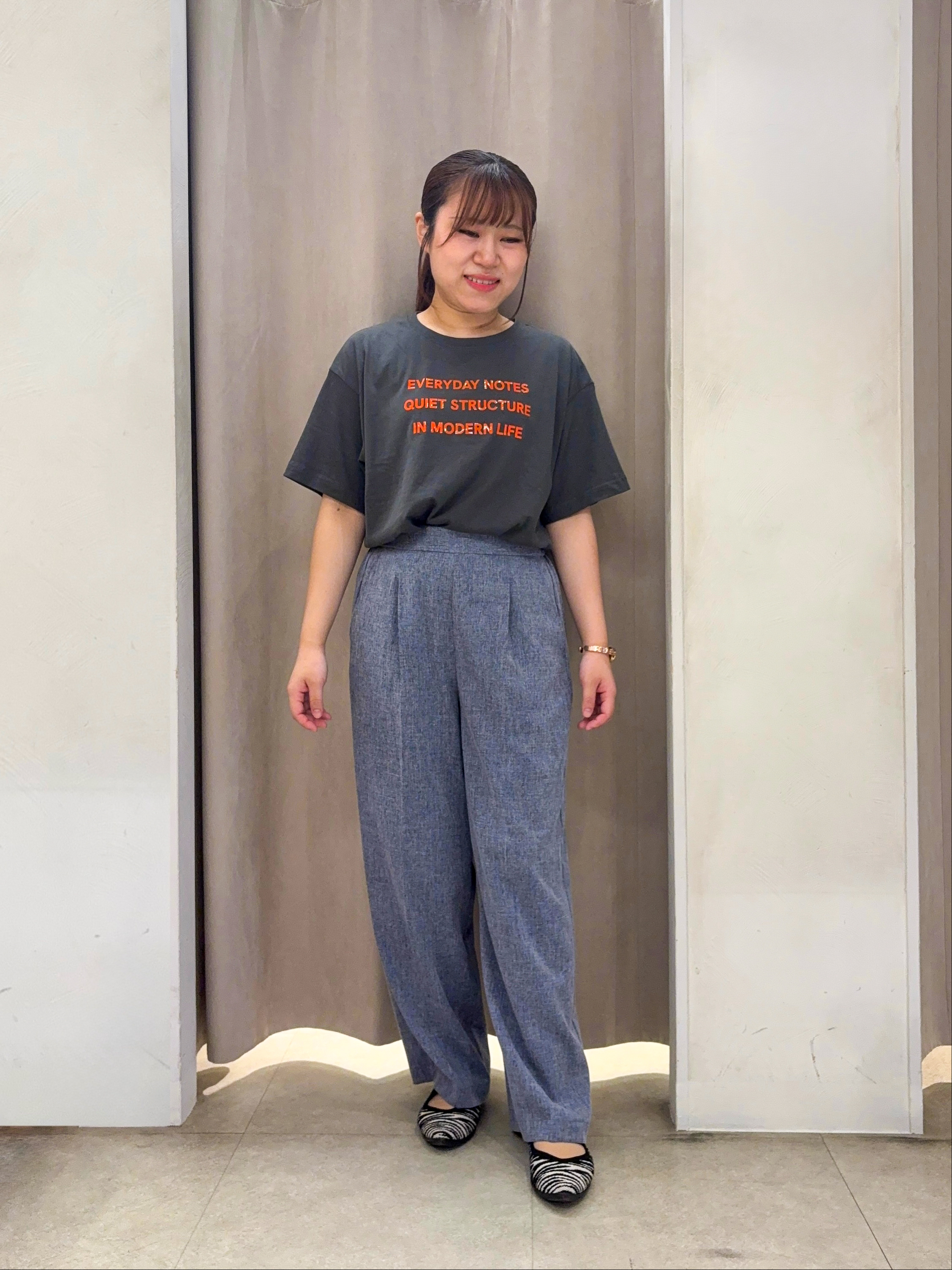 SO(R)Aさんの「SHOO･LA･RUE｜【洗濯機可/S-LL】軽やかで涼しげな 透かしレース風前開きシャツ」を使ったコーディネート