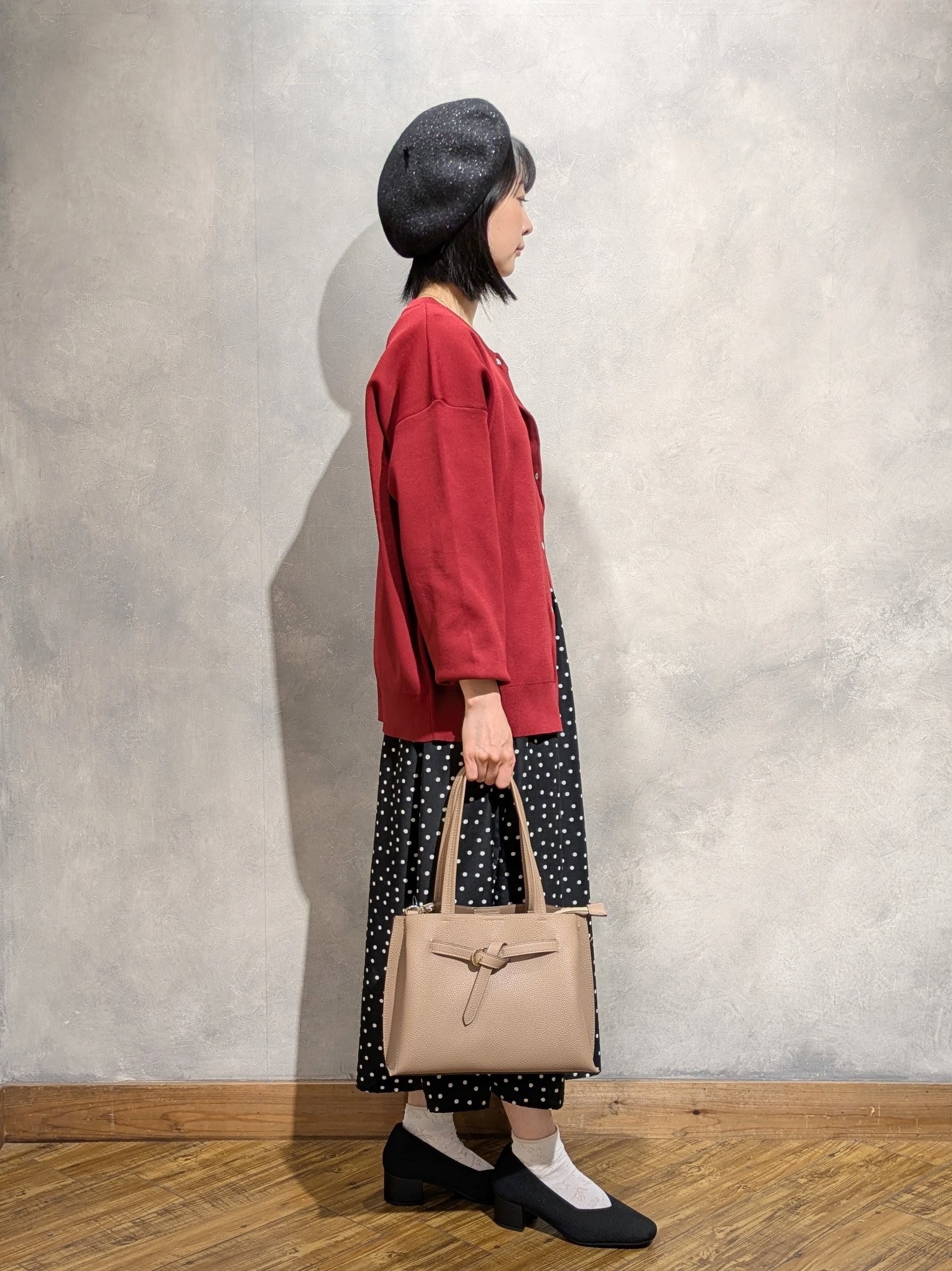 umeさんの「SHOO･LA･RUE｜【セットアップ可/洗濯機可】軽やかに羽織れる スポンディッシュ ニットカーディガン」を使ったコーディネート