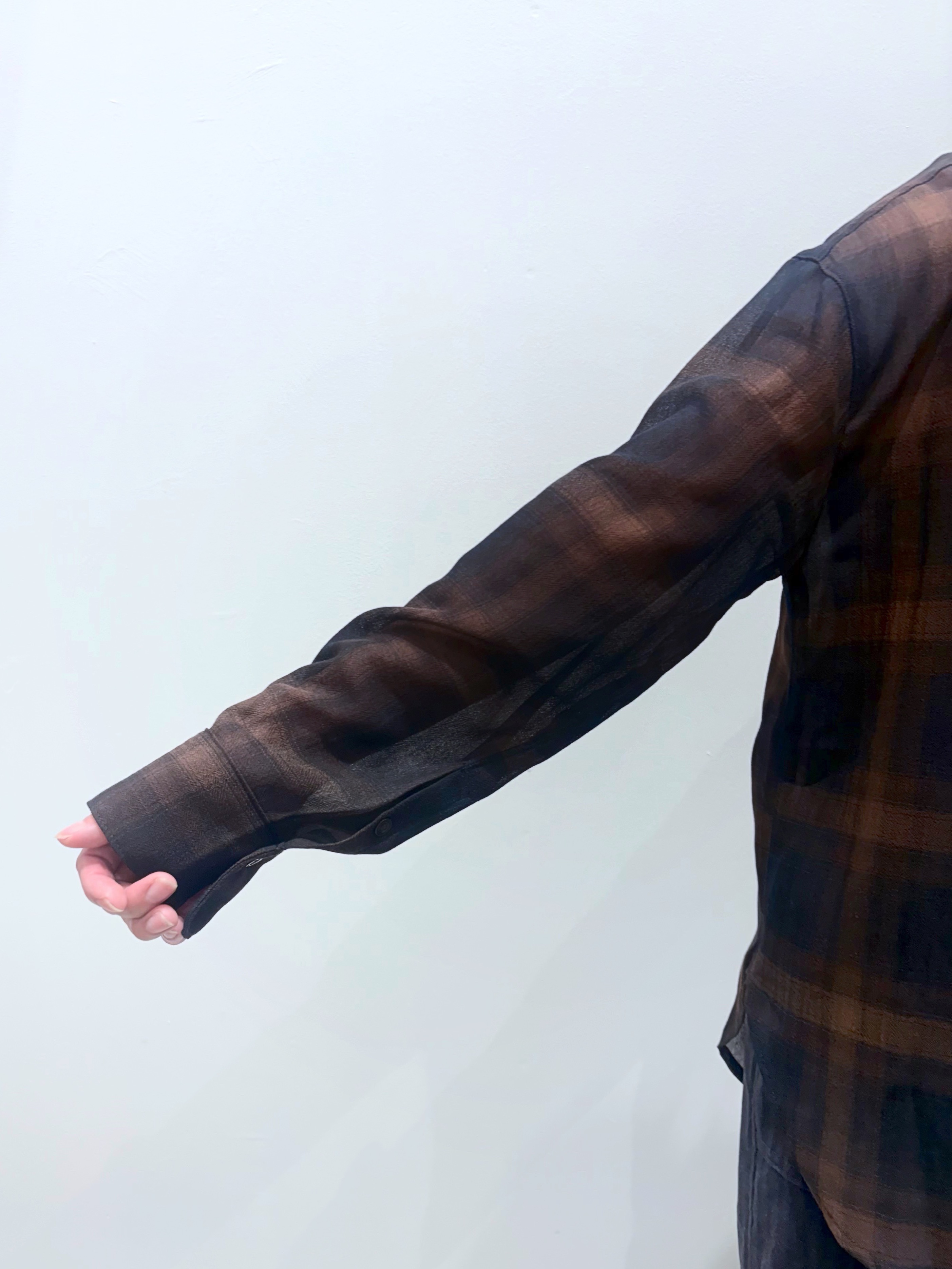 ＷＡさんの「grove｜シアーオンブレチェックシャツ」を使ったコーディネート