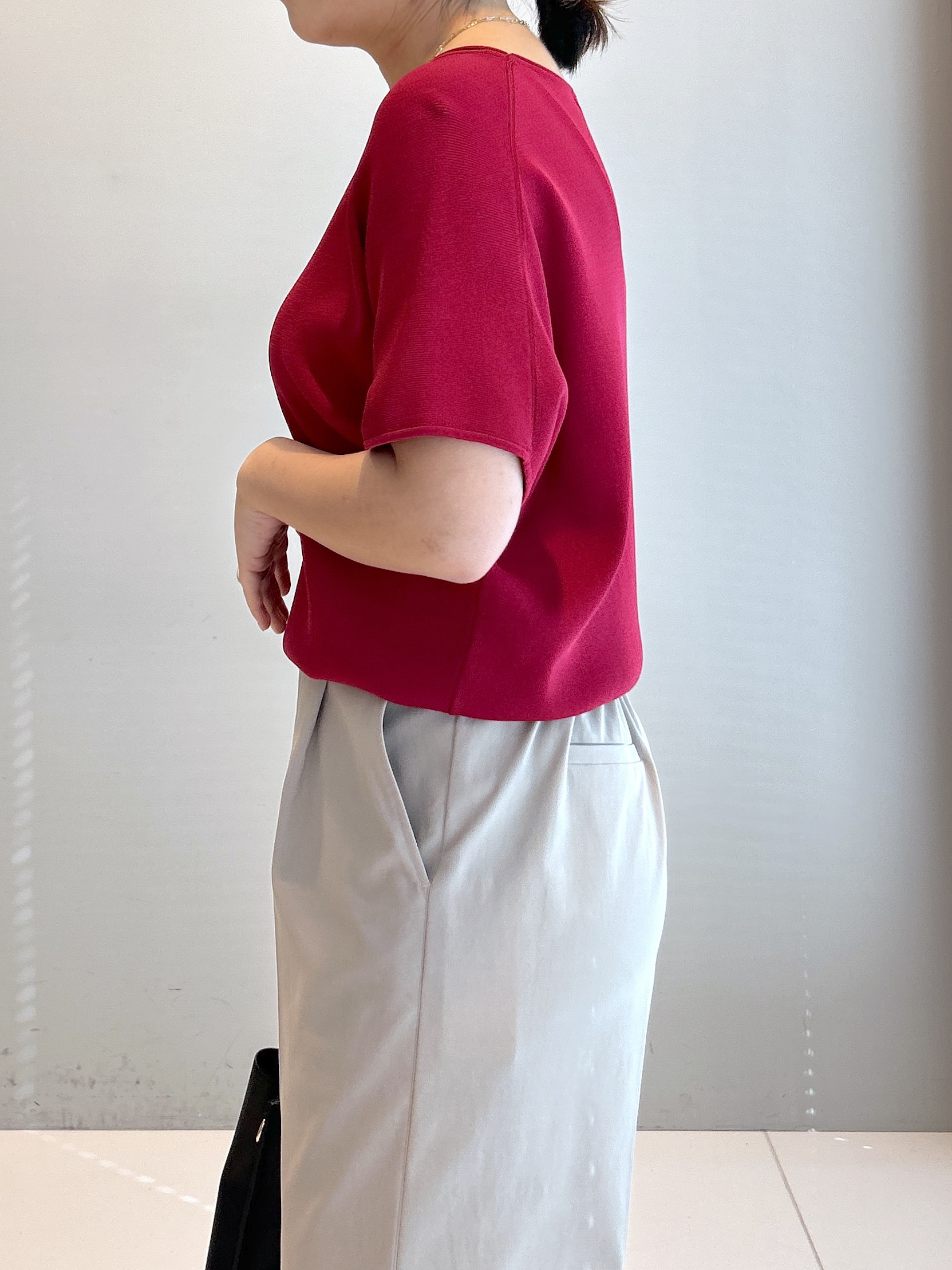 Hirokaさんの「grove｜【シリーズ累計36万枚！名品ニット】やわらかドライタッチ ドルマンニット」を使ったコーディネート
