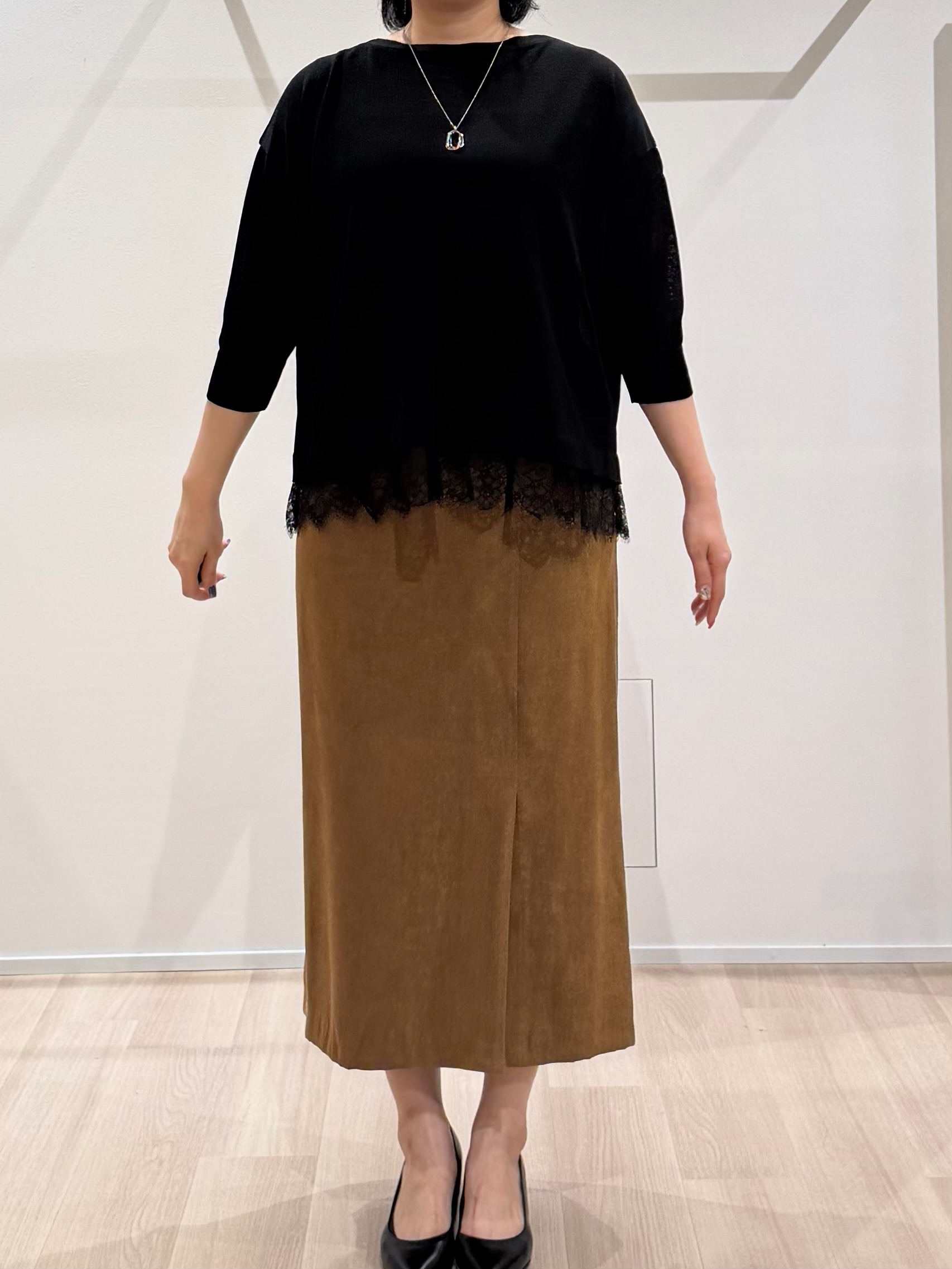 TOMOMIさんの「UNTITLED｜レースドッキングニットプルオーバー」を使ったコーディネート
