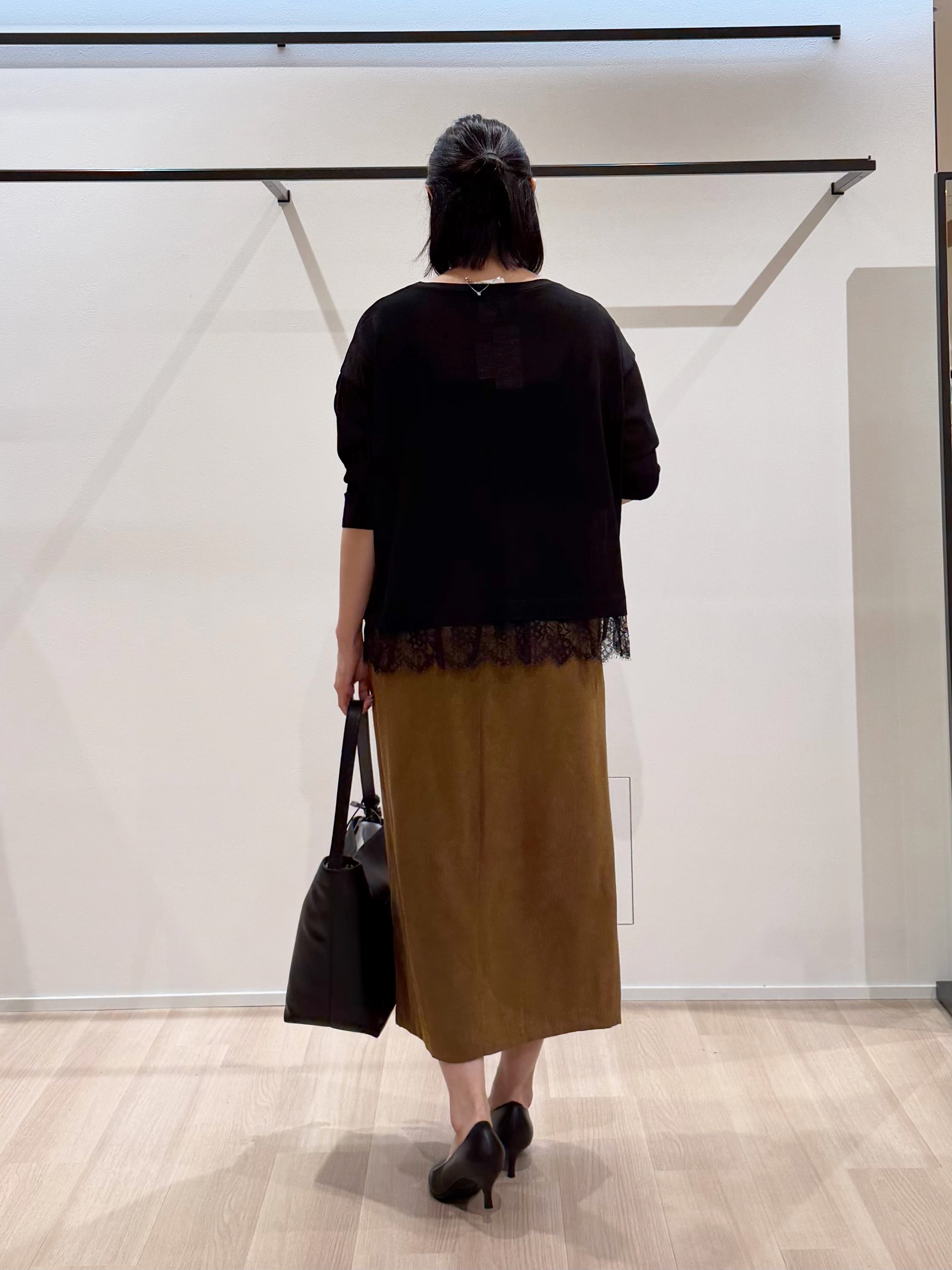TOMOMIさんの「UNTITLED｜レースドッキングニットプルオーバー」を使ったコーディネート