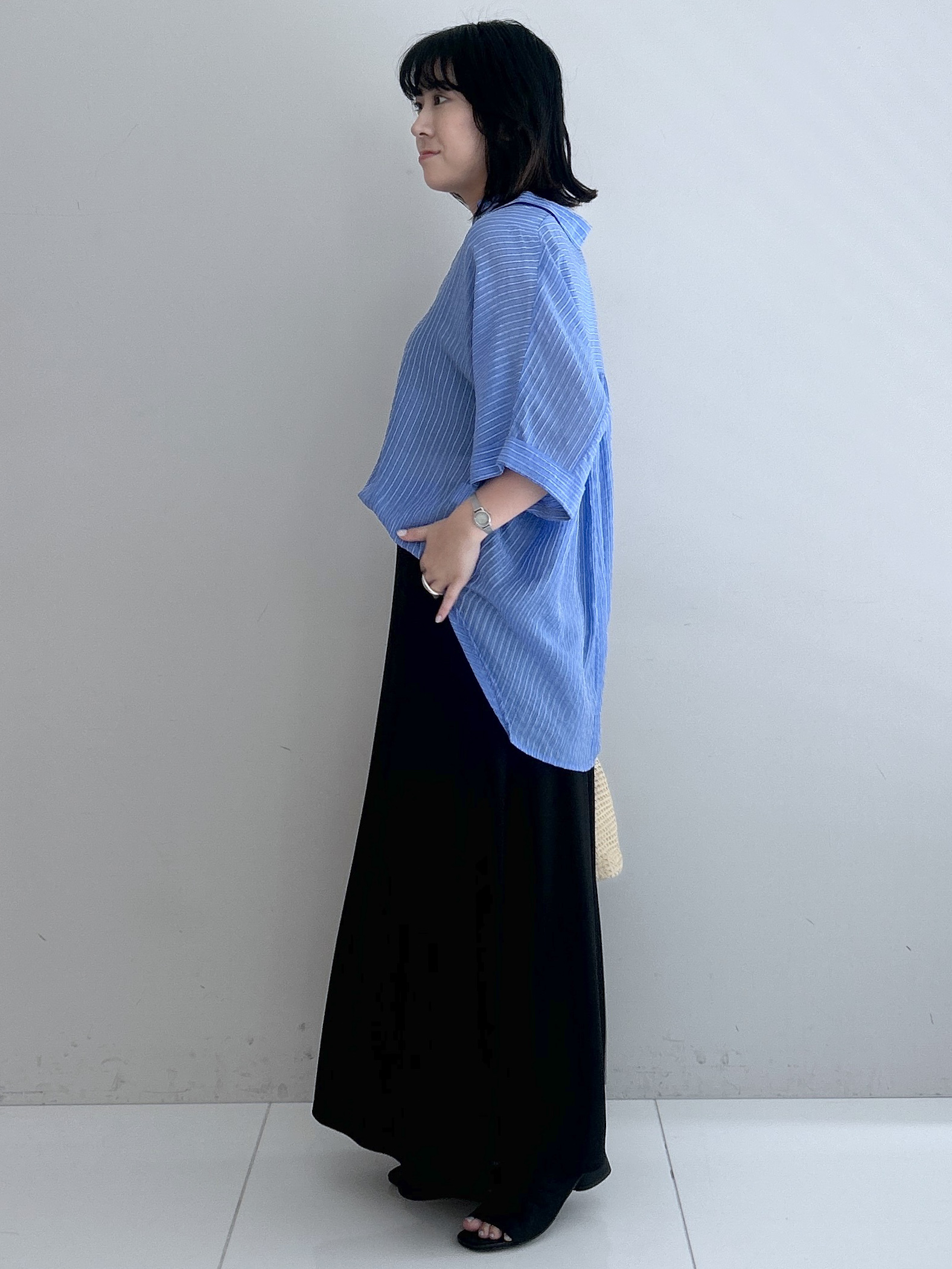 Hirokaさんの「grove｜【洗濯機◎・体型カバー】ON/OFF使える、シアースキッパーシャツ」を使ったコーディネート