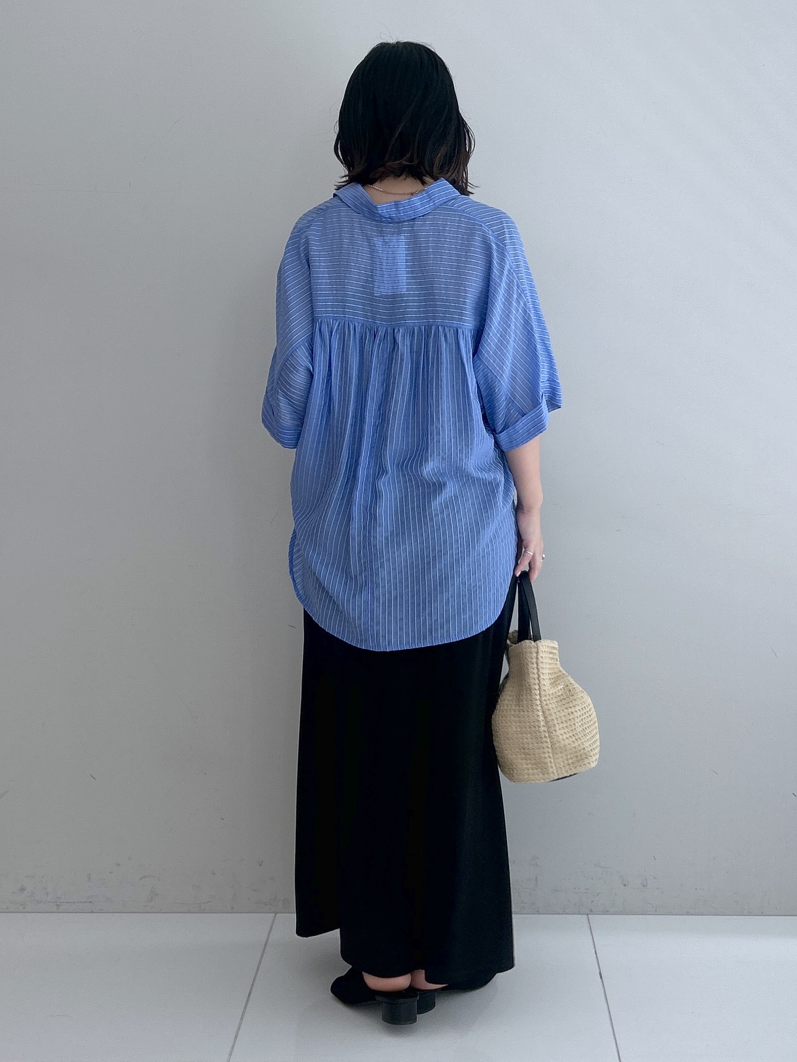 Hirokaさんの「grove｜【洗濯機◎・体型カバー】ON/OFF使える、シアースキッパーシャツ」を使ったコーディネート