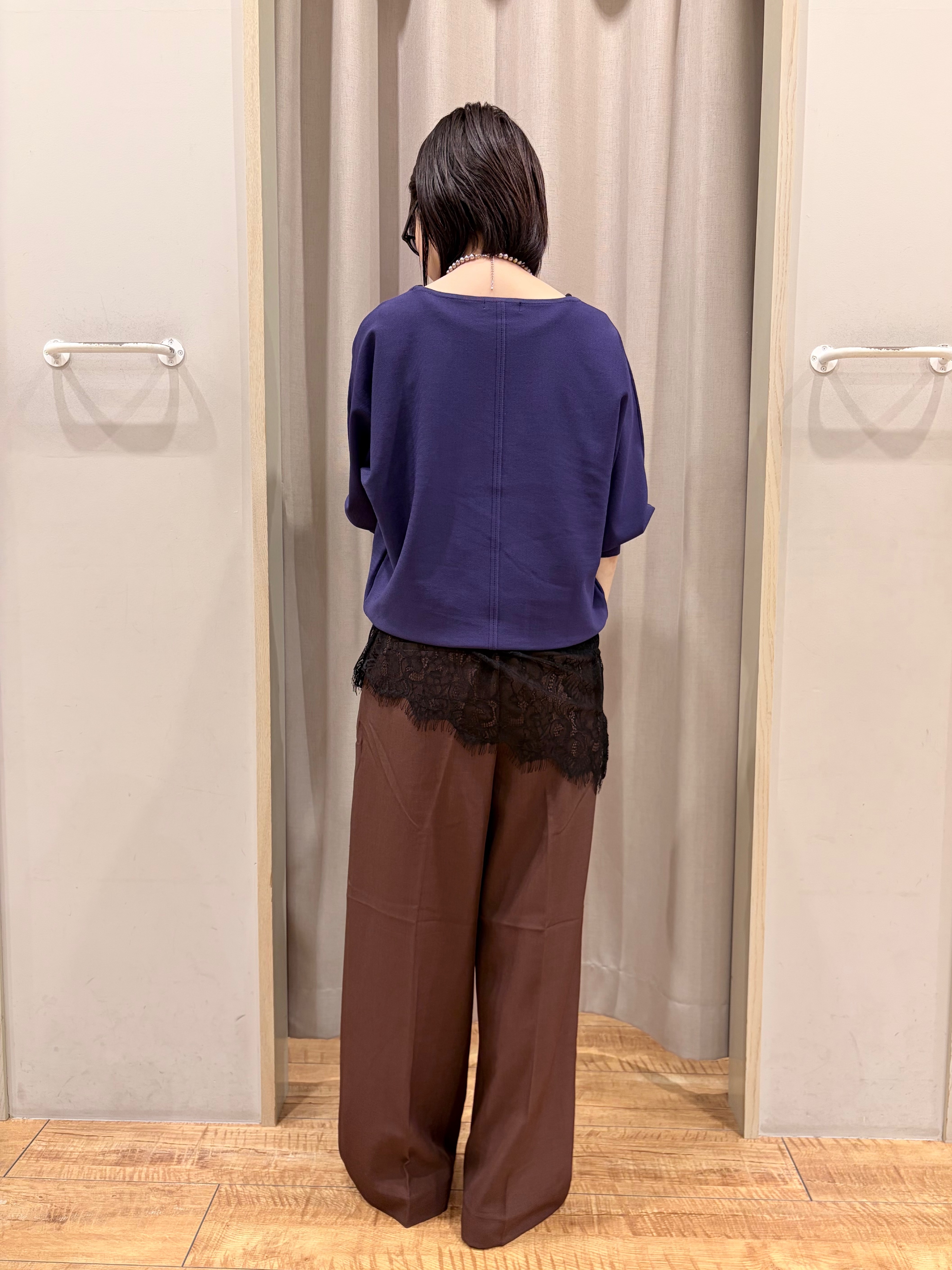 じゅのさんの「SHOO･LA･RUE｜【洗濯機可】軽やかでさらっとしたタッチ すっきり見えドルマンニット」を使ったコーディネート
