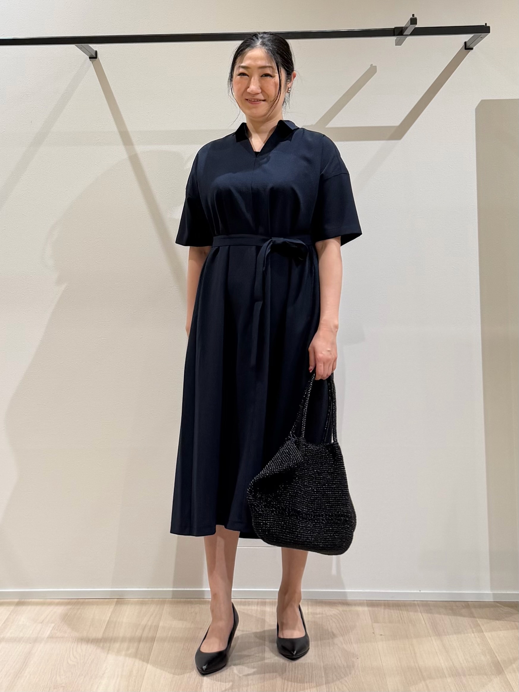 TOMOMIさんの「UNTITLED｜【残暑も快適/セットアップ可/接触冷感】エアリークールブラウス」を使ったコーディネート