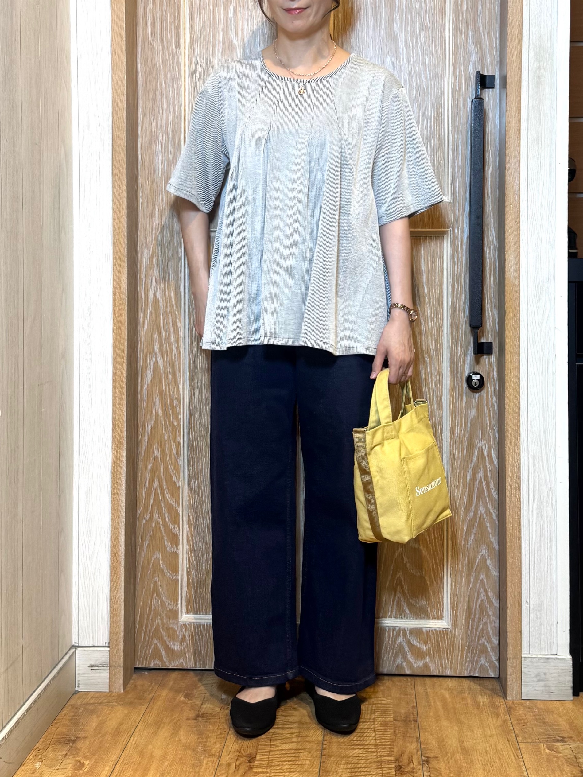 KAORIさんの「SHOO･LA･RUE｜【洗濯機可/S-LL】インせずすっきり見え ストライプ柄タックトップス」を使ったコーディネート