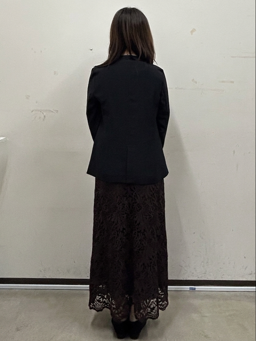 noeさんの「INDIVI｜【体型カバー／洗える】シアードルマンニット」を使ったコーディネート