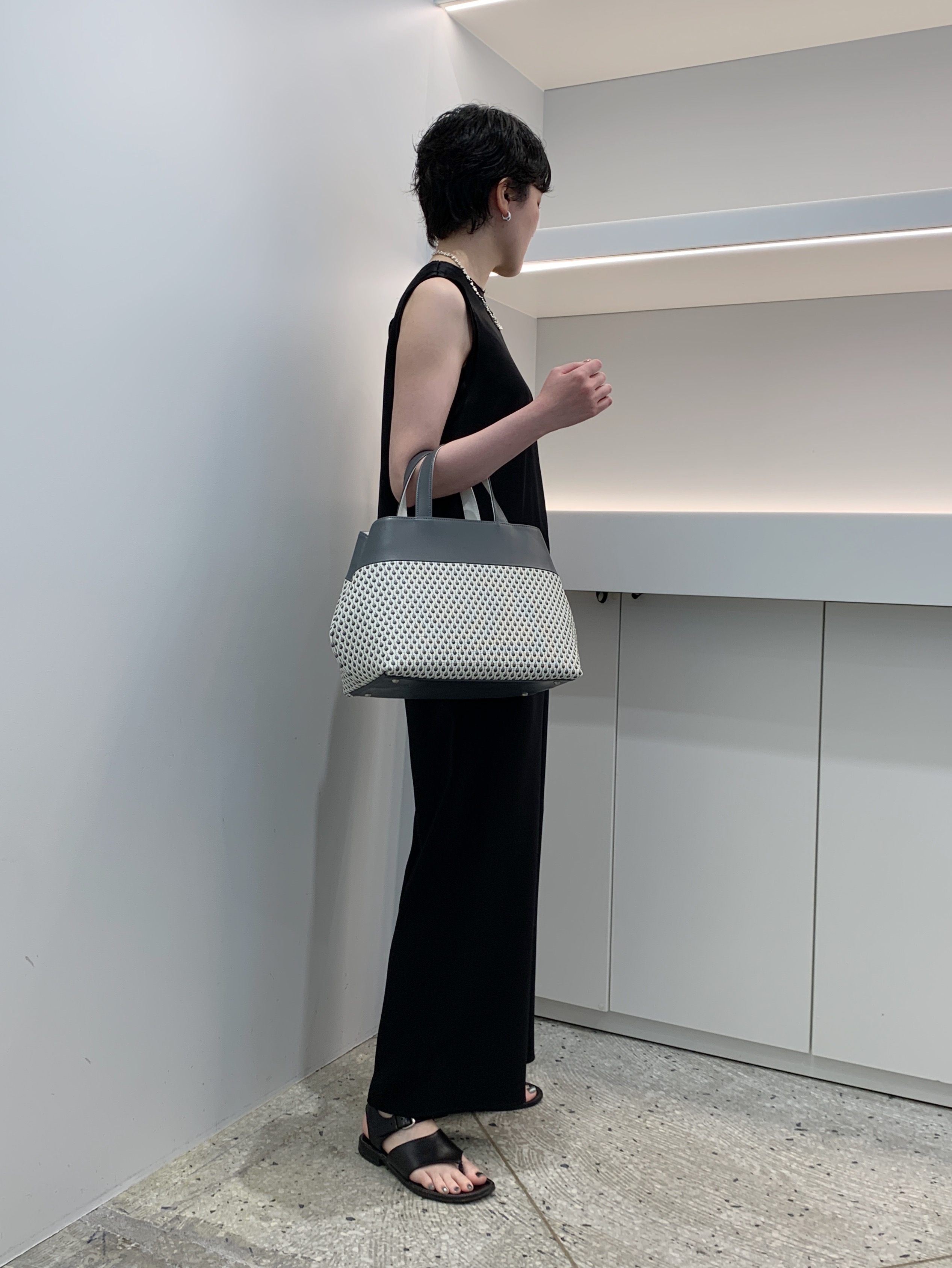 Iさんの「HIROKO HAYASHI｜STILLA（スティラ）ハンドトートバッグ」を使ったコーディネート
