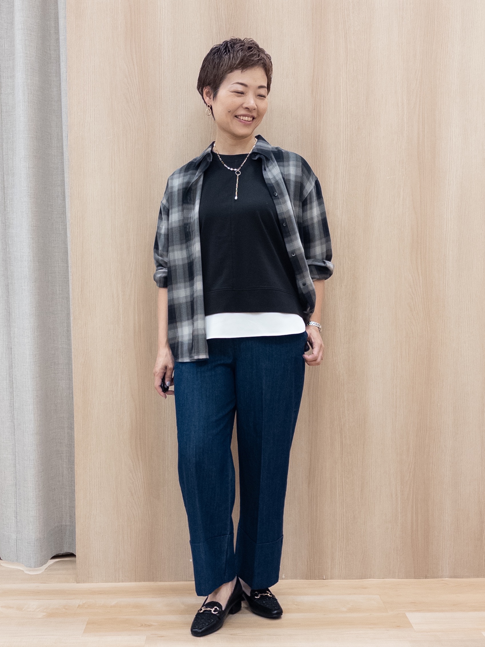 シュウコさんの「grove｜【着回し◎】レイヤード風セットアップ」を使ったコーディネート