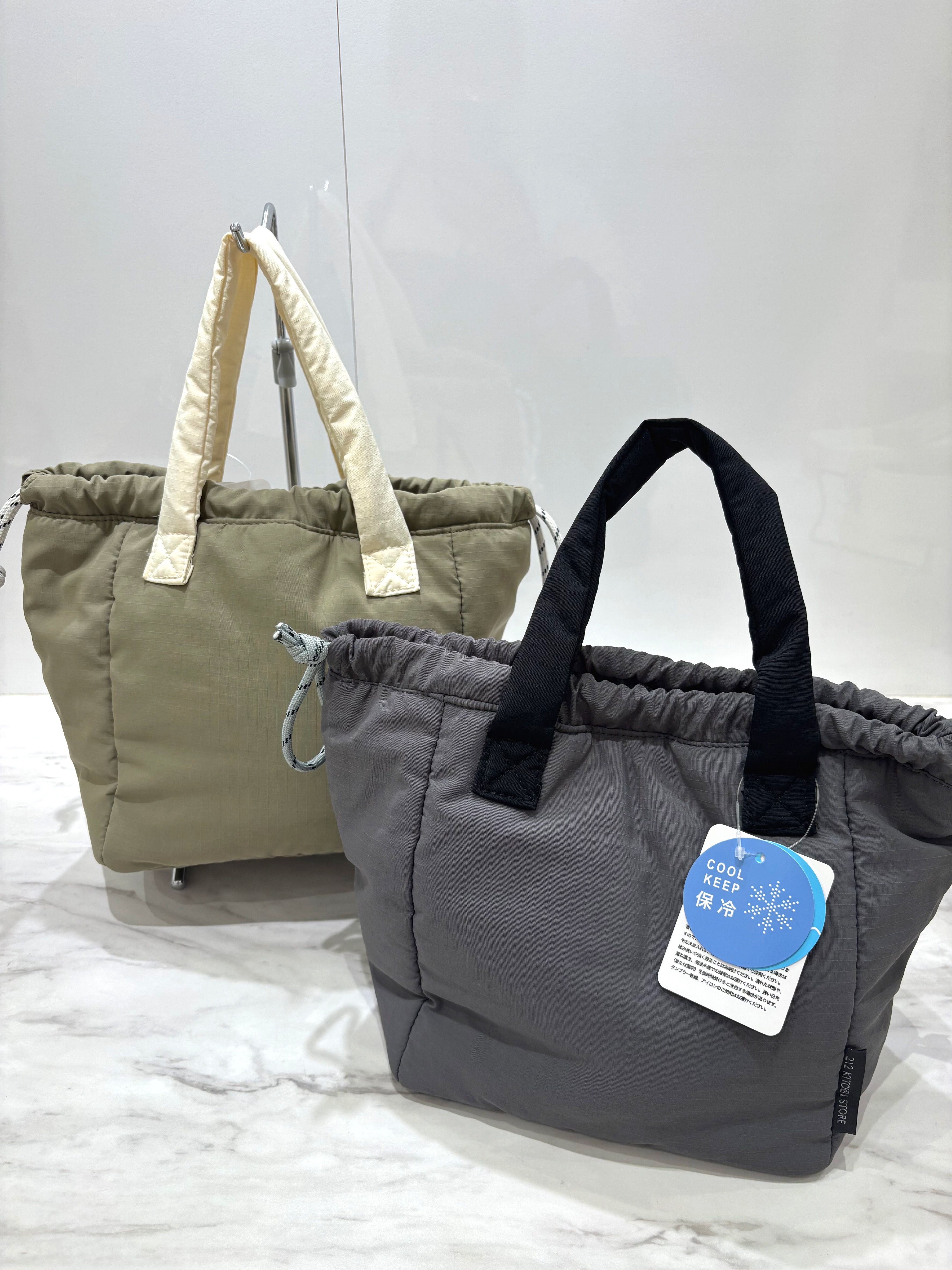KaNaさんの「212 KITCHEN STORE｜ロープ巾着ランチバッグ KH ＜212Kオリジナル＞」を使ったコーディネート