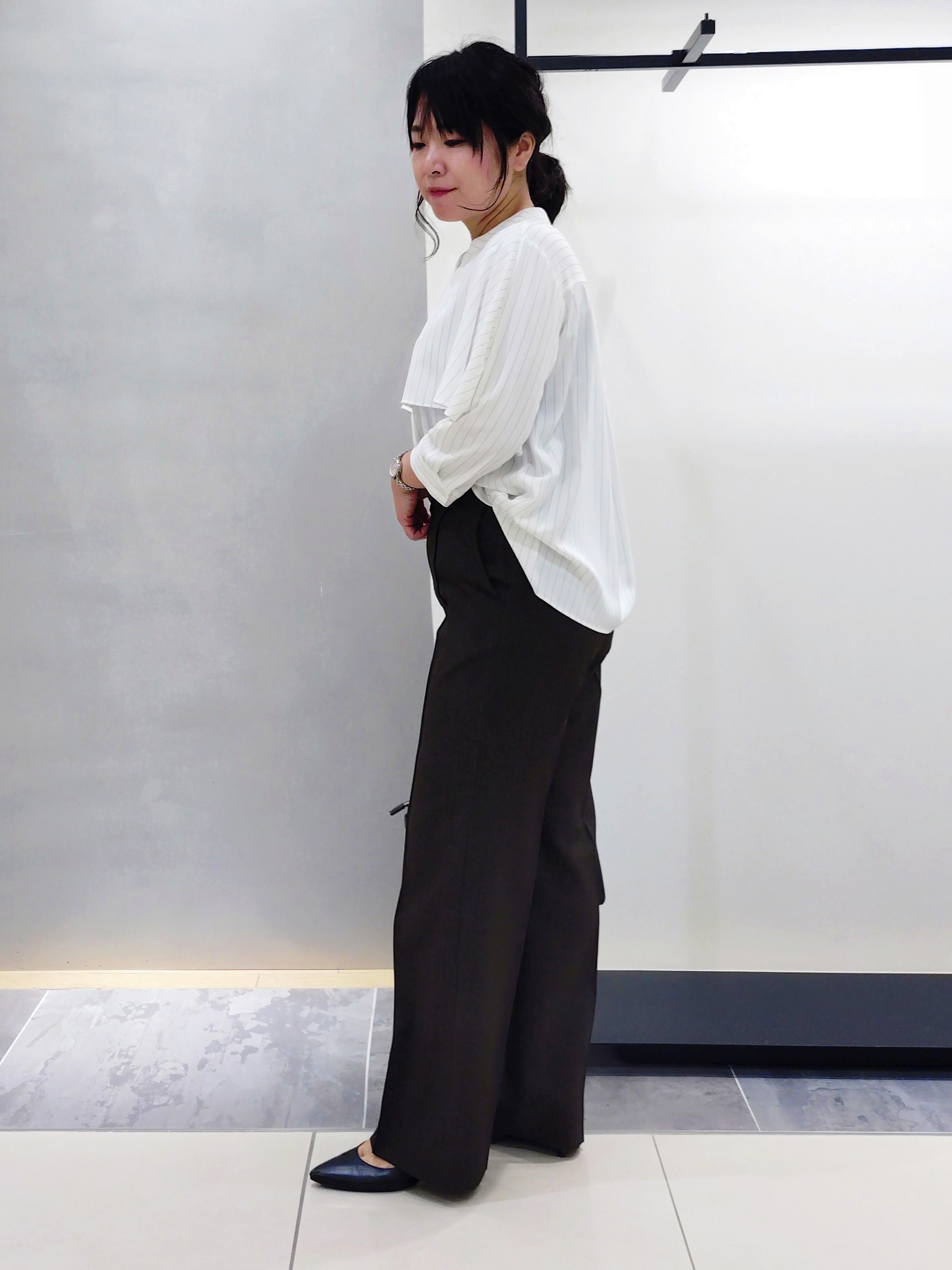 TOMOMIさんの「INDIVI｜【収納力◎／トレンド】スクエアトートバッグ」を使ったコーディネート