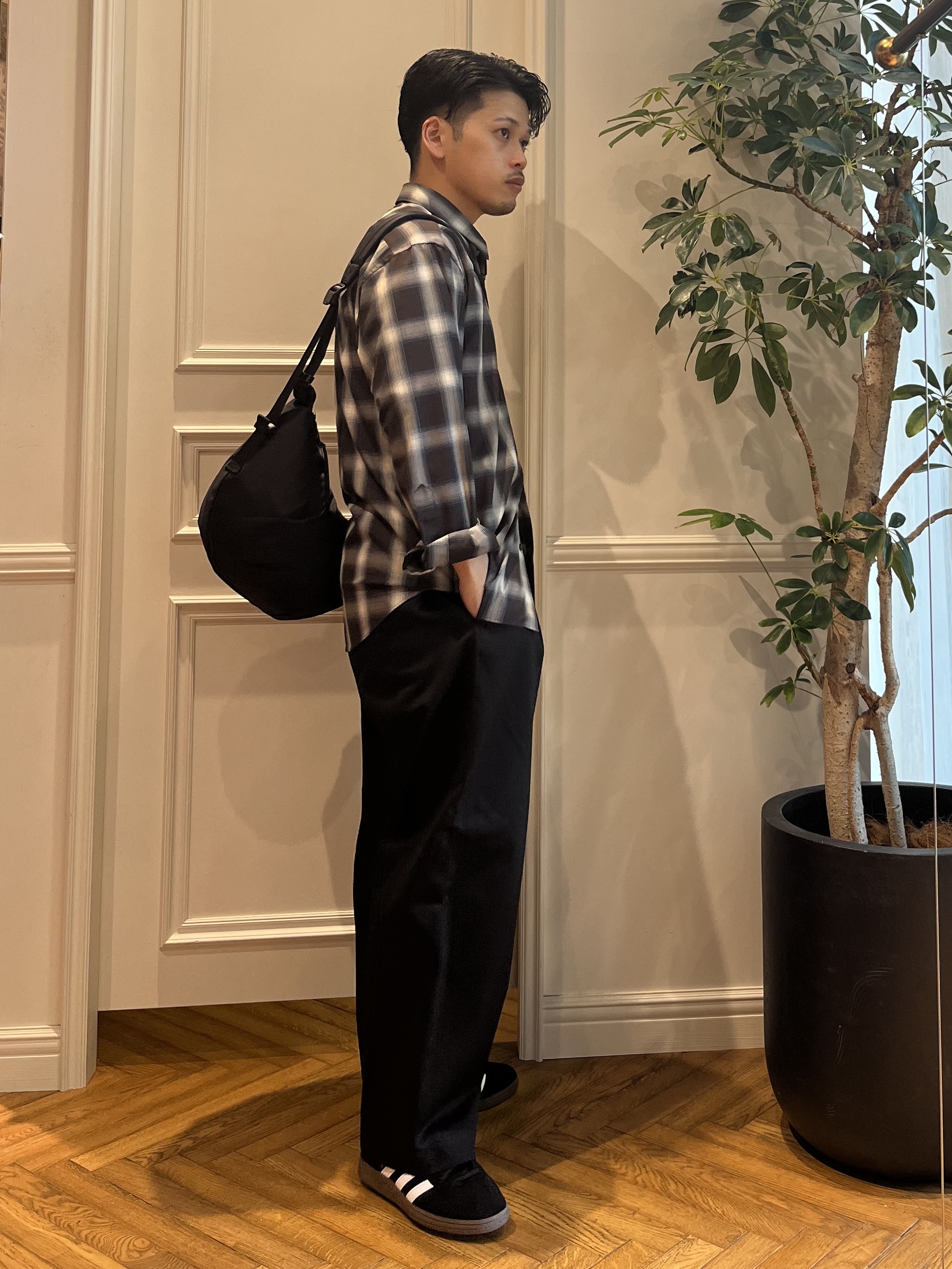 Tokuさんの「DRESSTERIOR｜【日本製】オンブレーチェックシャツ」を使ったコーディネート