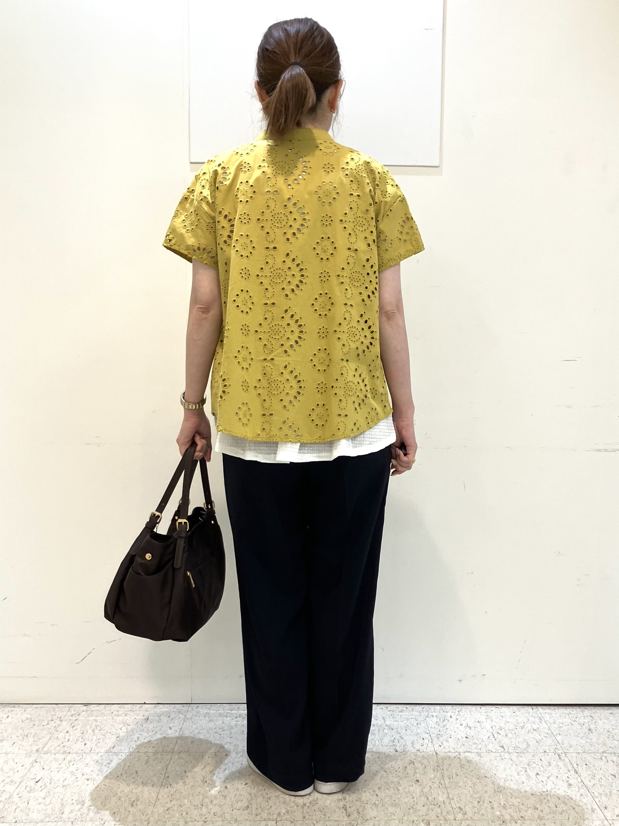 kozuさんの「Reflect｜【通勤◎】カットワーク刺繍レース シャツブラウス」を使ったコーディネート