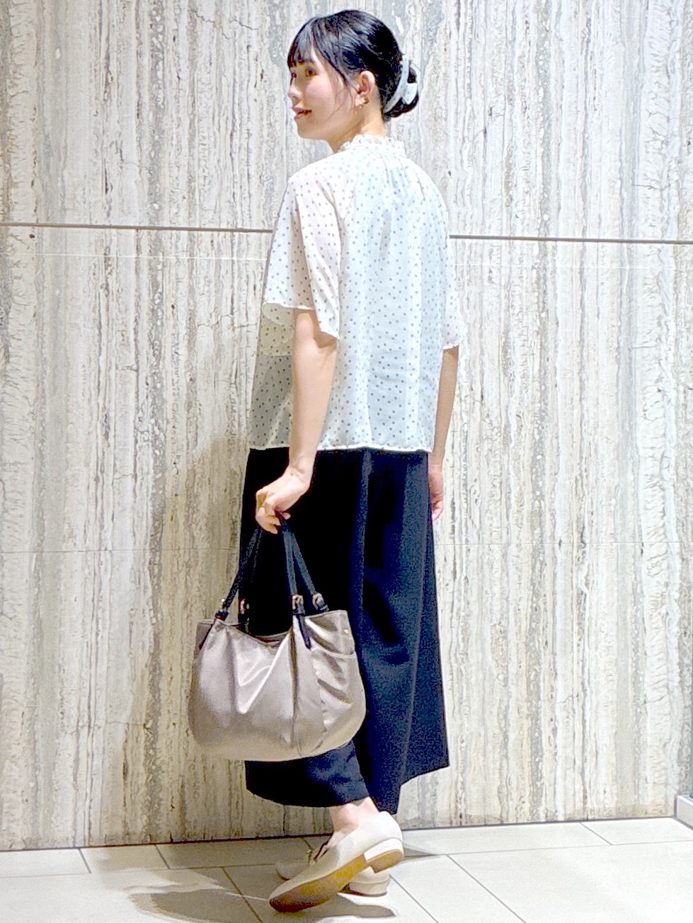  beni_gingerさんの「Reflect｜【セットアップ／手洗い可】ドット柄シアーブラウス」を使ったコーディネート