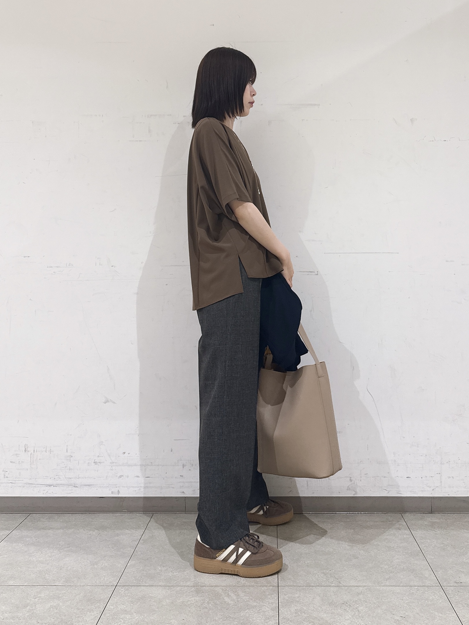 rinaさんの「INDIVI｜【UVケア／接触冷感】リネン風チェックストレートパンツ」を使ったコーディネート