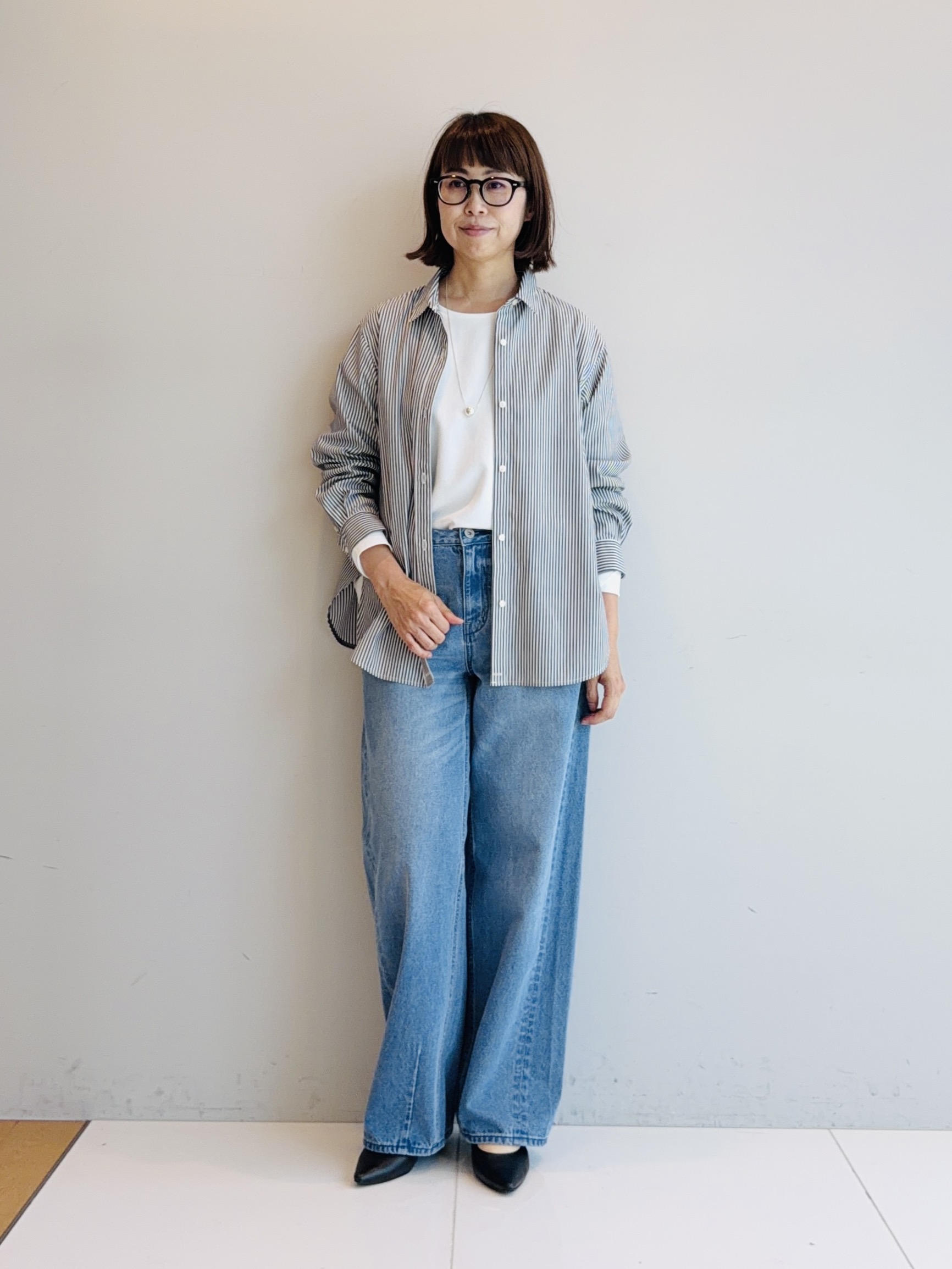 murayamaさんの「INDIVI｜【新作登場！】カーブシルエットデニム」を使ったコーディネート