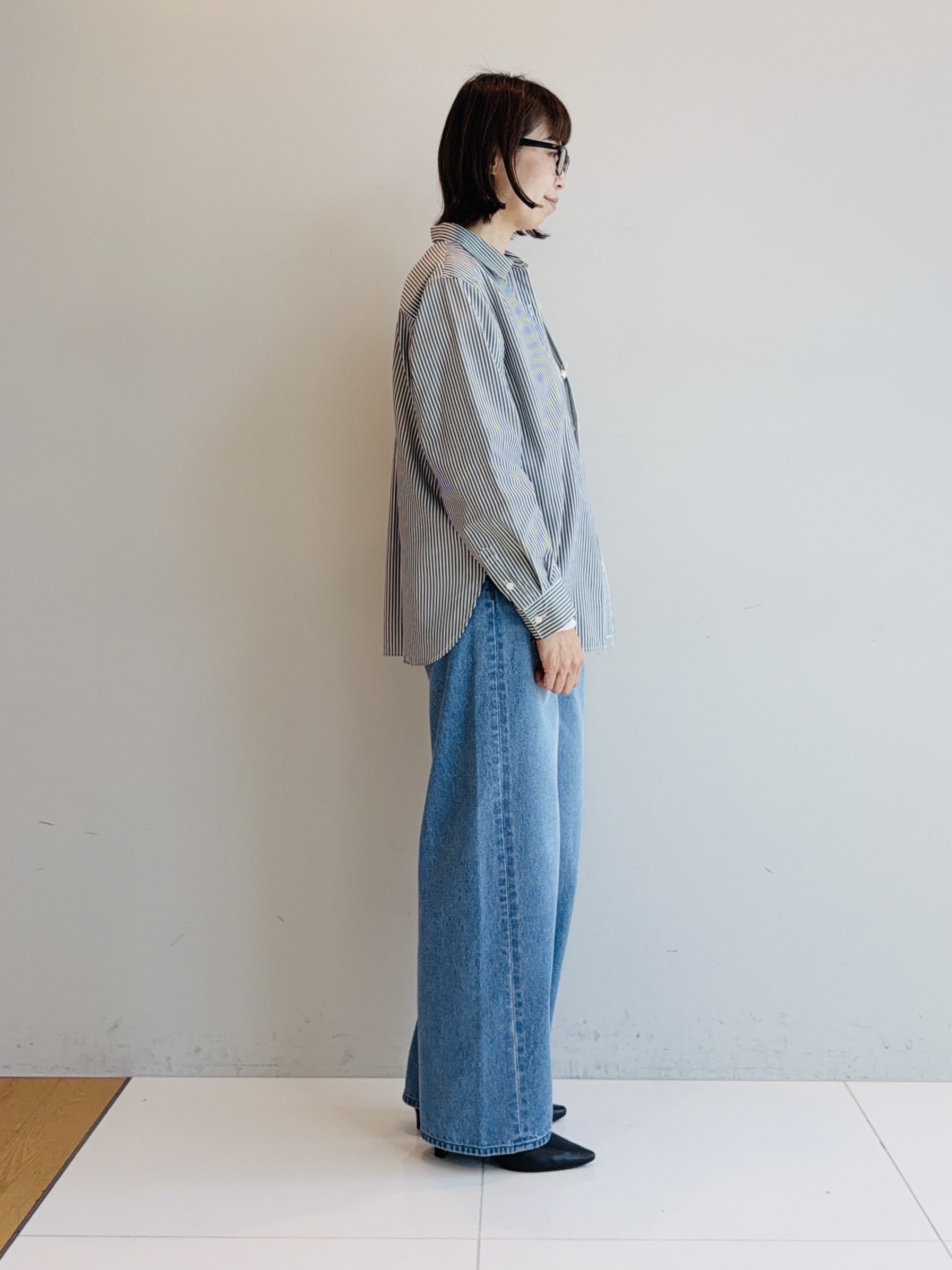 murayamaさんの「INDIVI｜【新作登場！】カーブシルエットデニム」を使ったコーディネート