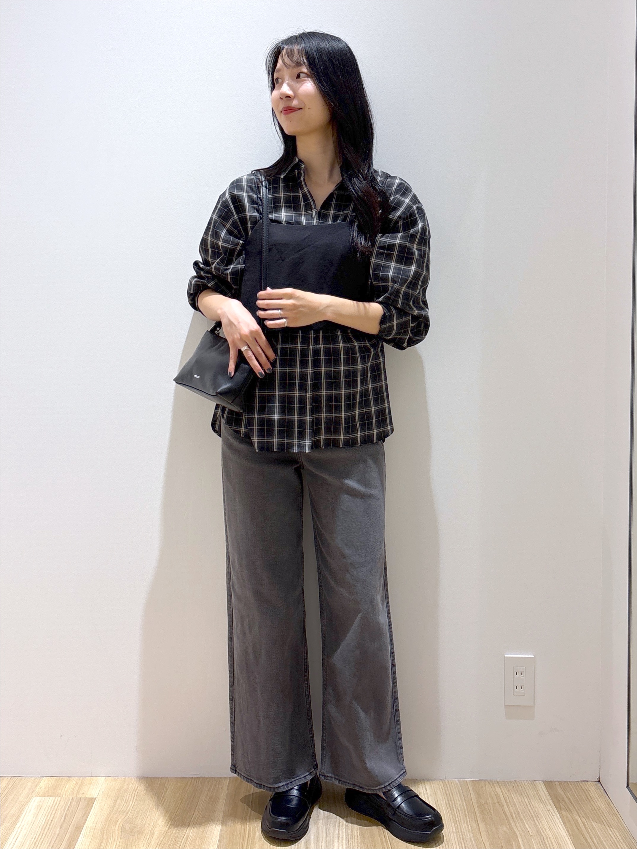 sachikoさんの「OPAQUE.CLIP｜チェック柄シャツ【洗濯機OK】」を使ったコーディネート