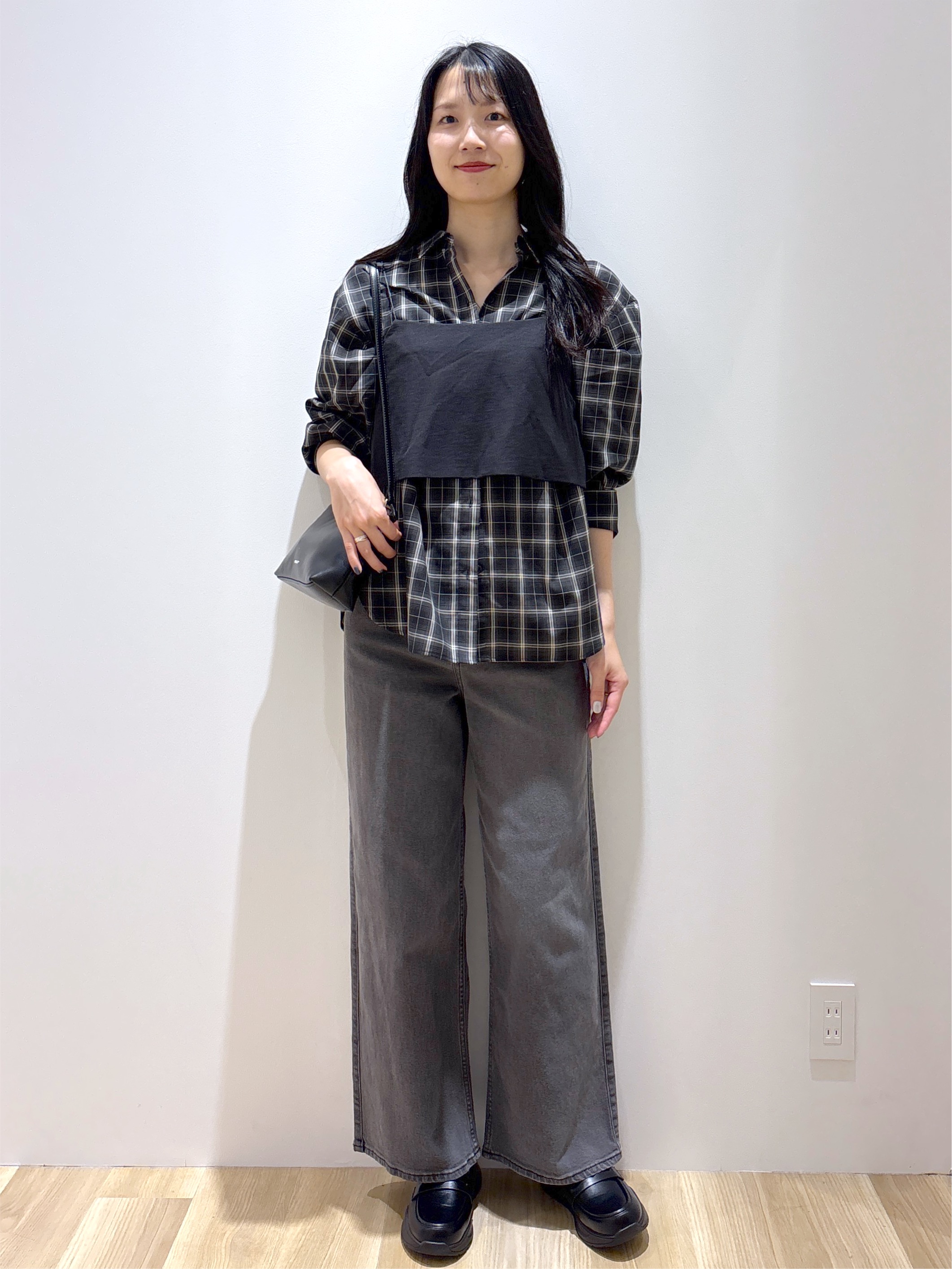 sachikoさんの「OPAQUE.CLIP｜チェック柄シャツ【洗濯機OK】」を使ったコーディネート