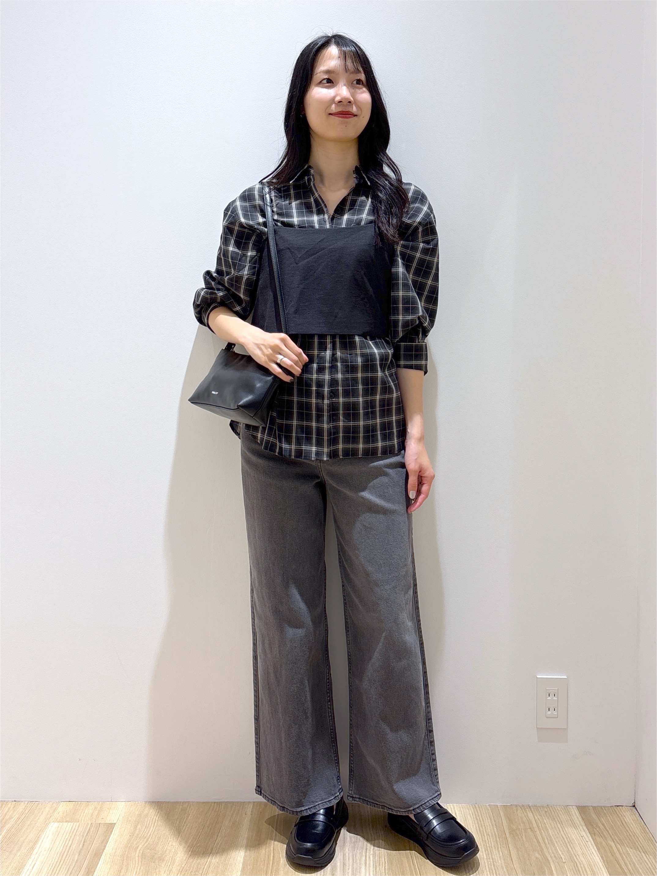 sachikoさんの「OPAQUE.CLIP｜チェック柄シャツ【洗濯機OK】」を使ったコーディネート