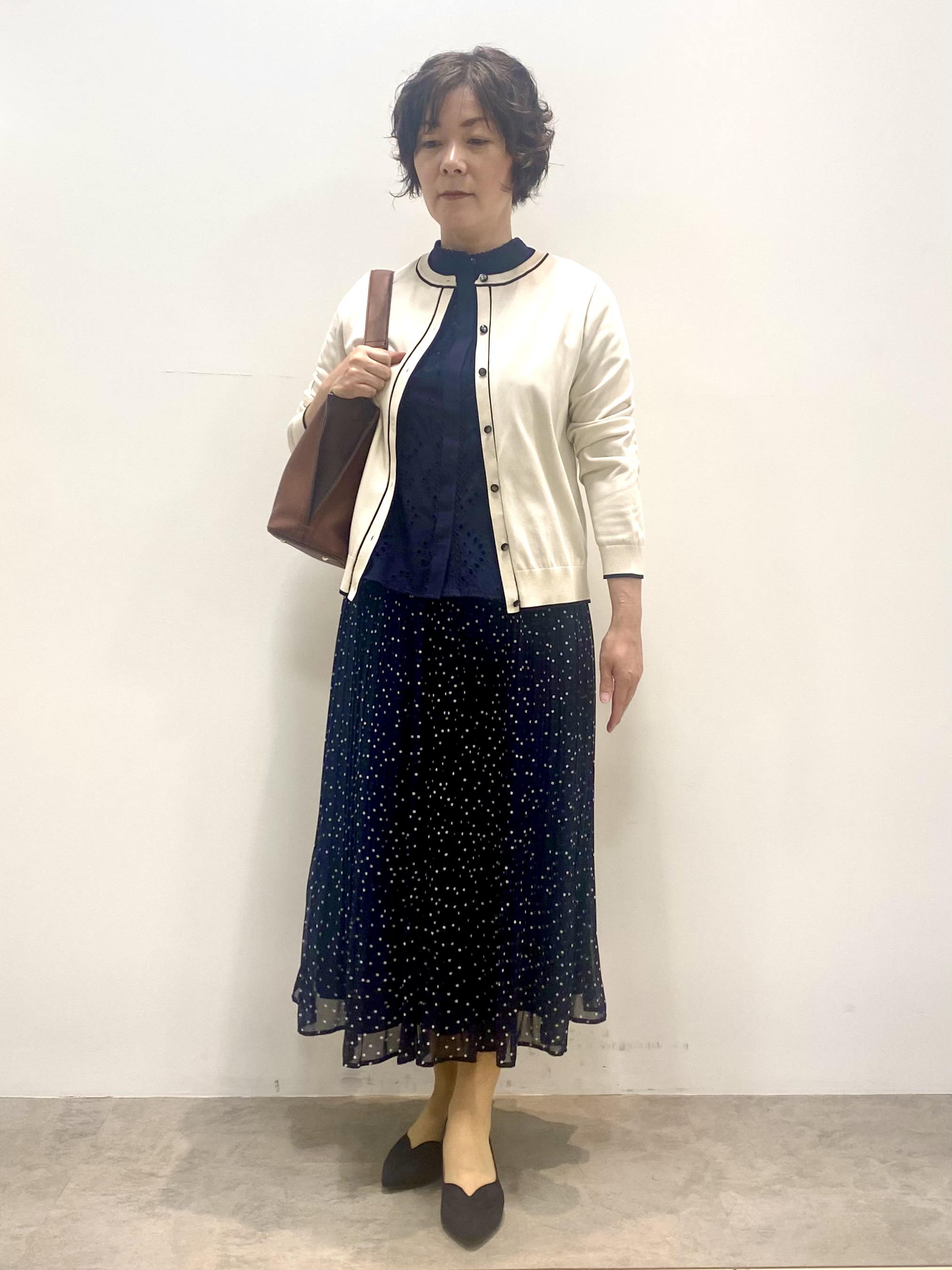 oharaさんの「Reflect｜【UVカット／アンサンブル／手洗い可】バイカラーニットカーディガン」を使ったコーディネート