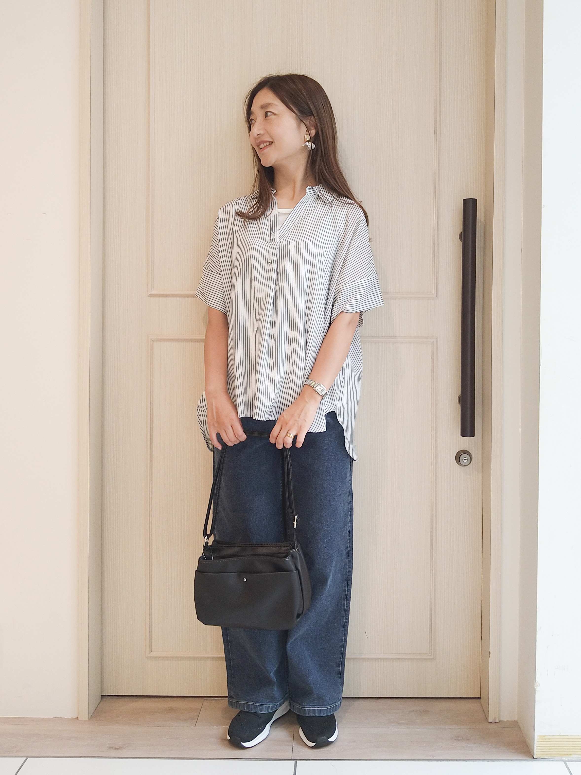 mi-saさんの「SHOO･LA･RUE｜【2点セット/S-LL/洗濯機可】時短でコーデ決まる スラブスキッパーシャツ＋タンクトップ」を使ったコーディネート