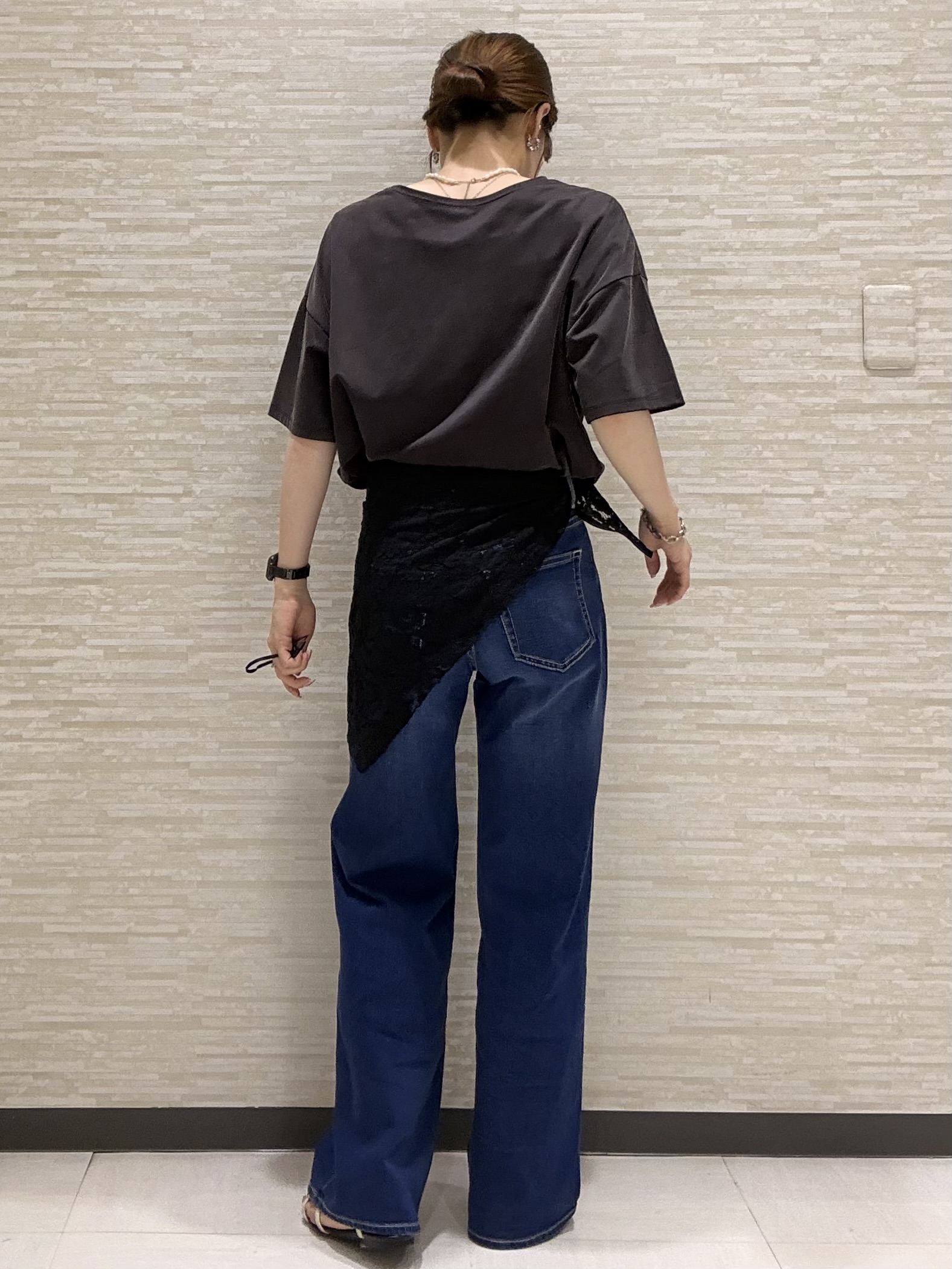 Kataさんの「UNTITLED｜【きれいめTシャツ/セットアップ可】ヴィンテージライクプルオーバー」を使ったコーディネート