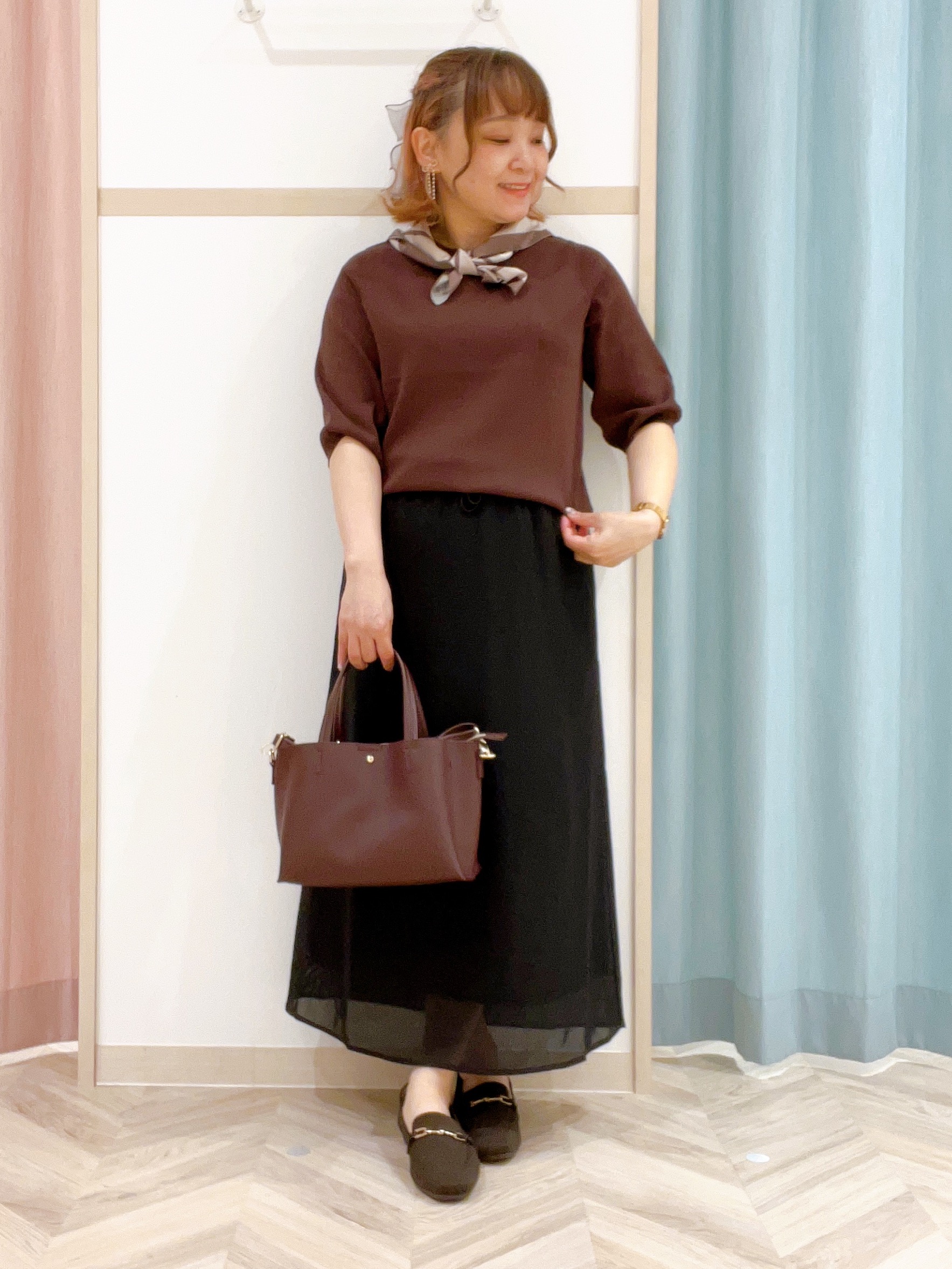 kitaさんの「SHOO･LA･RUE｜【ガンガン洗える/ひんやり/UV/毛玉になりにくい】二の腕見せない 5分袖ニット」を使ったコーディネート