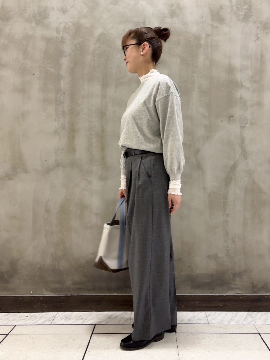 Yasucoさんの「Dessin｜バックヘンリーカットソー長袖」を使ったコーディネート