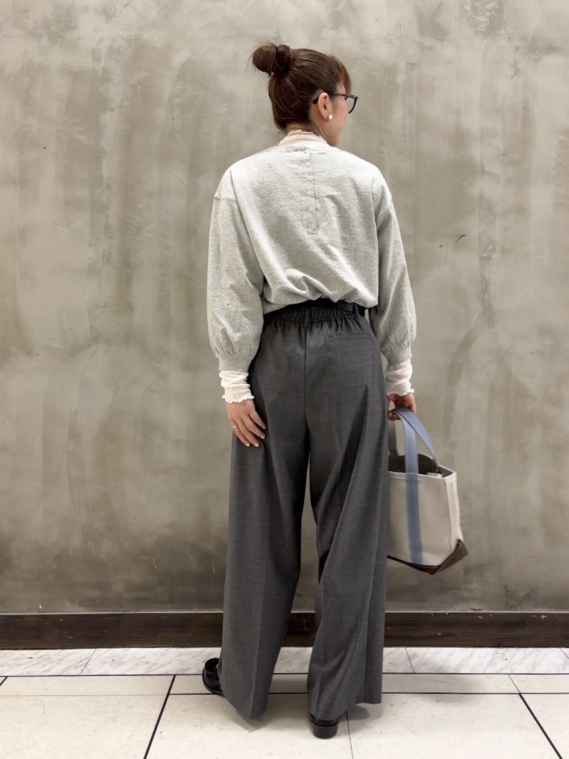 Yasucoさんの「Dessin｜バックヘンリーカットソー長袖」を使ったコーディネート