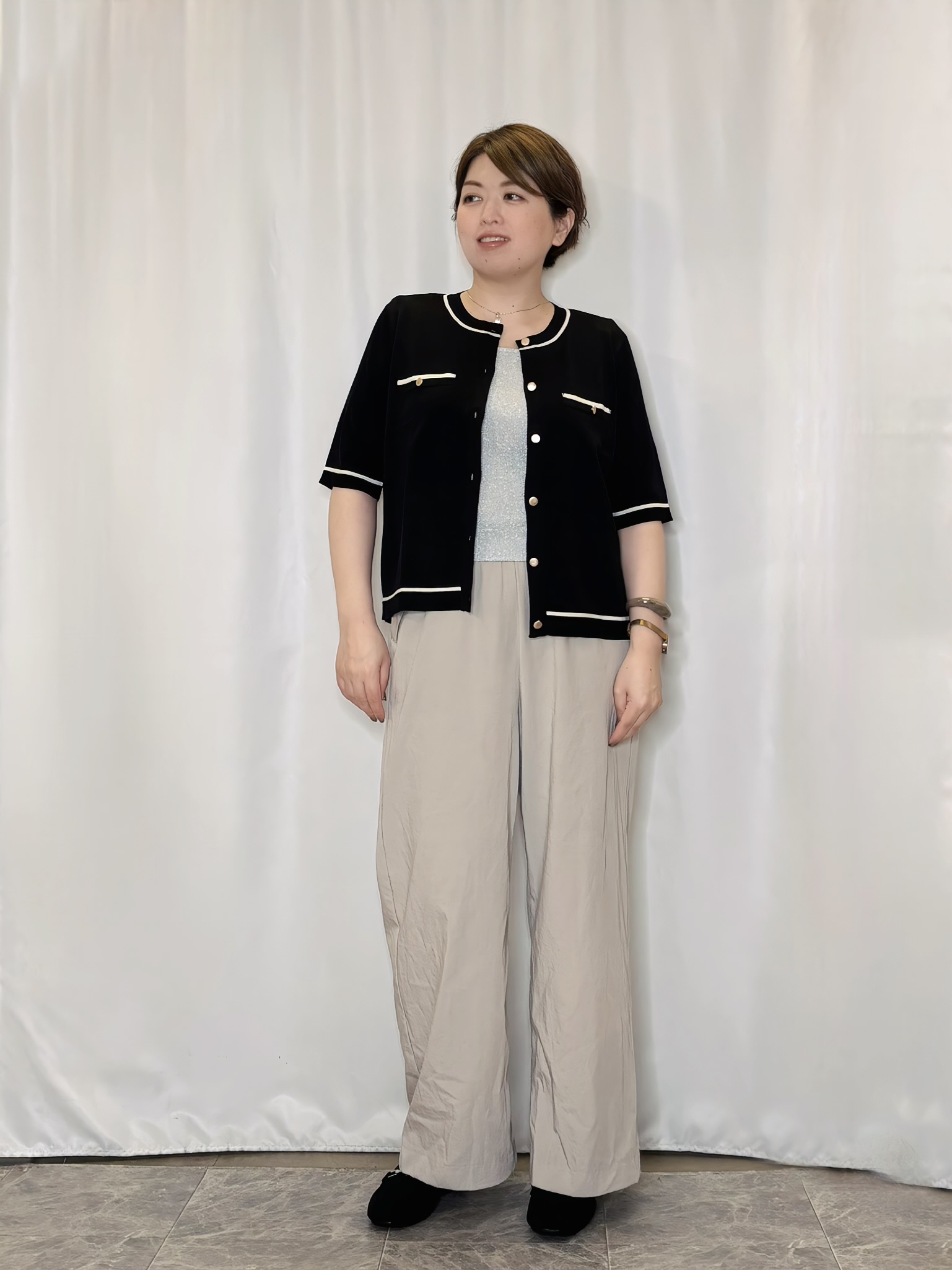 たみさんの「SHOO･LA･RUE｜【ひんやり/UV/S-LL/洗濯機可】毛玉になりにくい 配色5分袖カーディガン」を使ったコーディネート