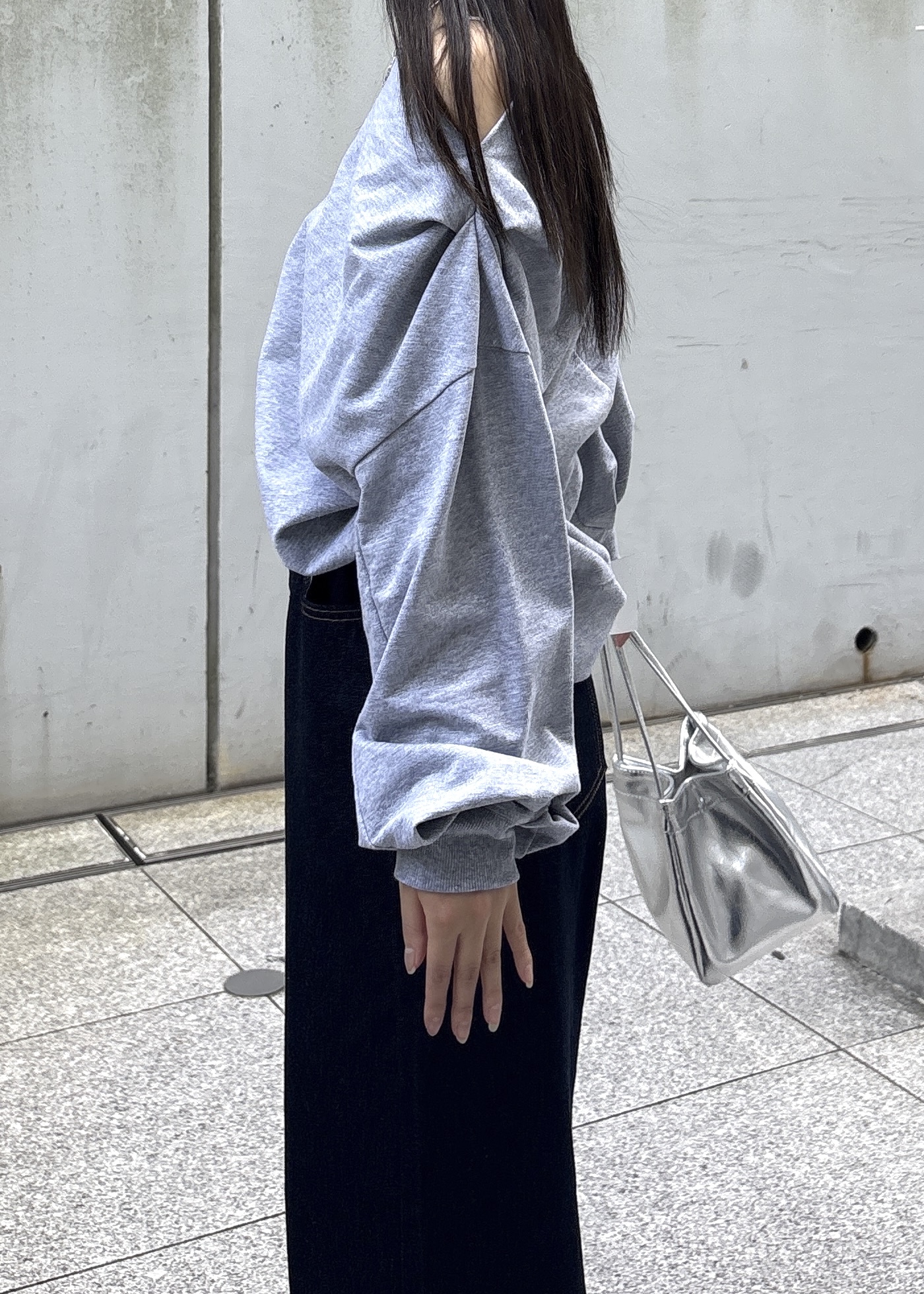 Renoさんの「INDIVI｜裏毛オフショルカットソー」を使ったコーディネート