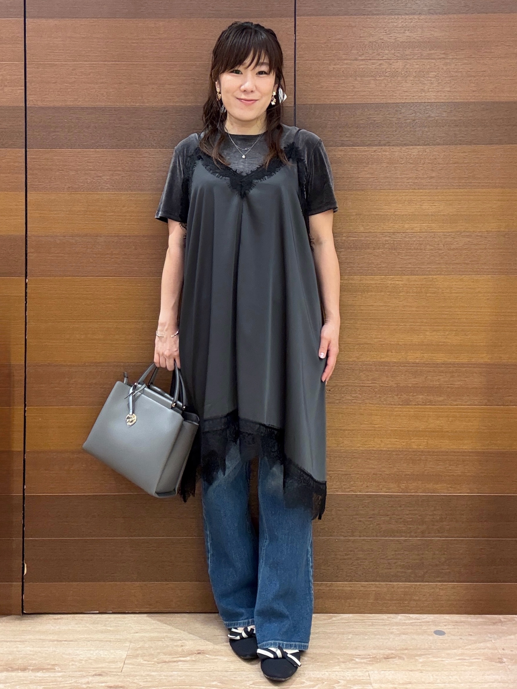 maichiさんの「OPAQUE.CLIP｜フロッキーチュールカットソー【洗濯機OK】」を使ったコーディネート
