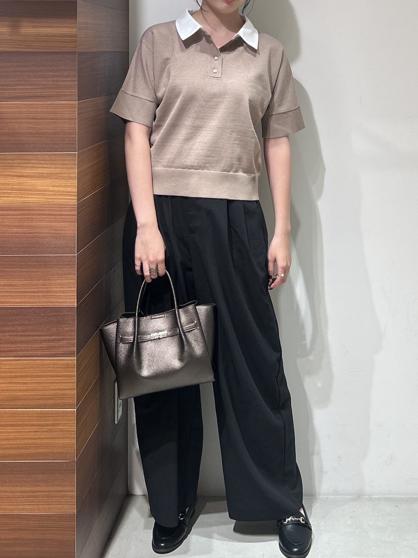 中さんの「OPAQUE.CLIP｜2WAY衿ドッキングニット《洗濯機OK》」を使ったコーディネート