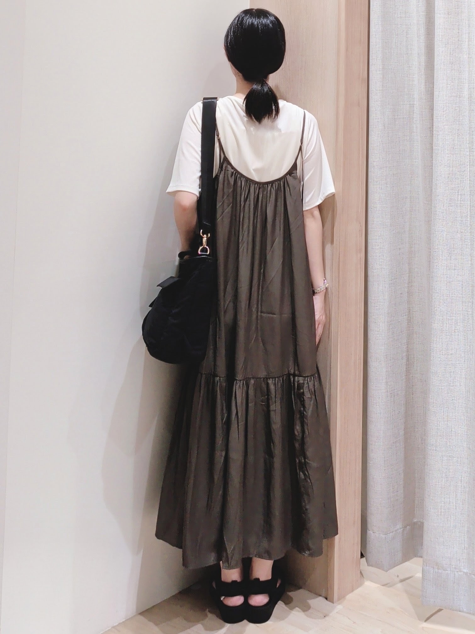 Yuiさんの「grove｜着るだけで旬顔 ドレープネックテレコTシャツ」を使ったコーディネート