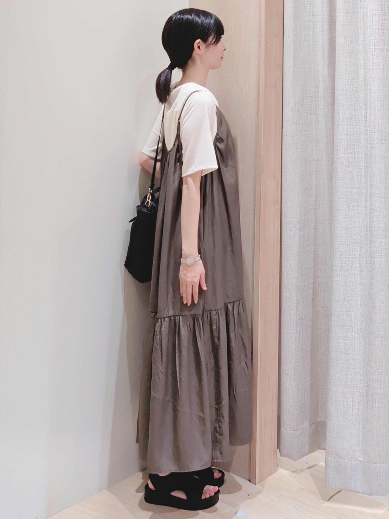 Yuiさんの「grove｜着るだけで旬顔 ドレープネックテレコTシャツ」を使ったコーディネート