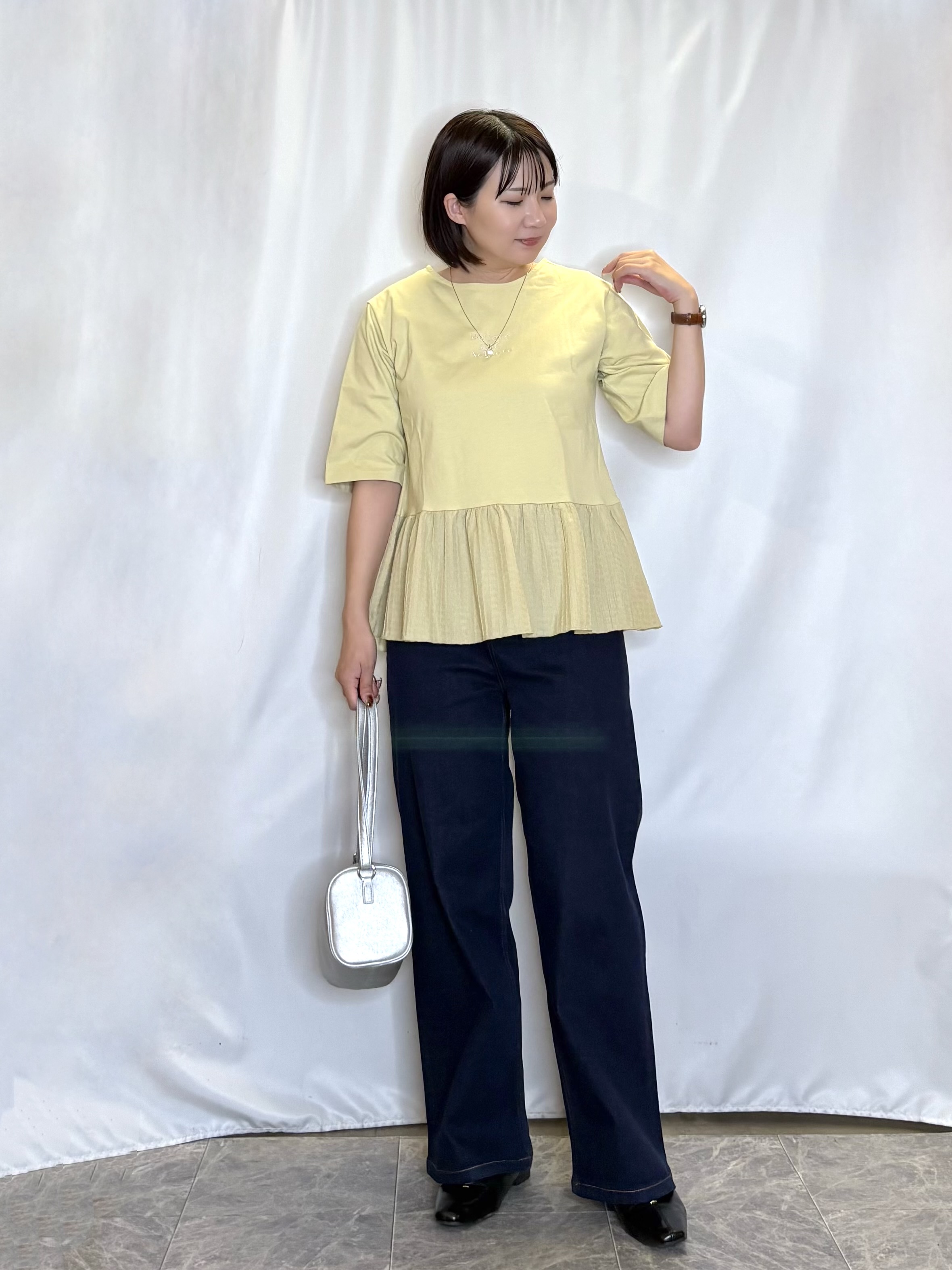 ネリさんの「SHOO･LA･RUE｜【通気性〇/S-LL/洗濯機可】大人のきちんとベーシックシャツ」を使ったコーディネート