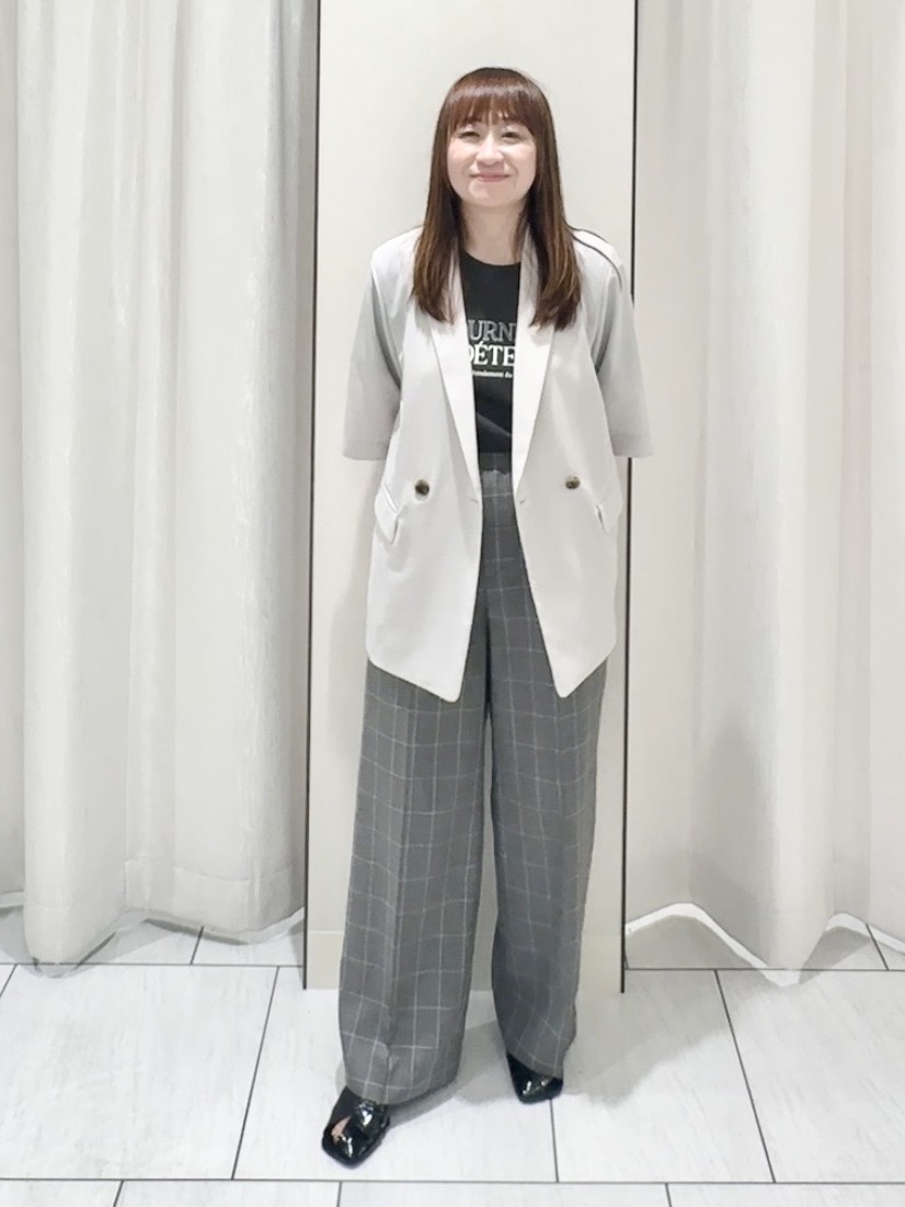 ʏᴜᴋɪᴋᴏさんの「UNTITLED｜【秋の通勤羽織/セットアップ可/UVカット】エアリークール半袖ジャケット」を使ったコーディネート