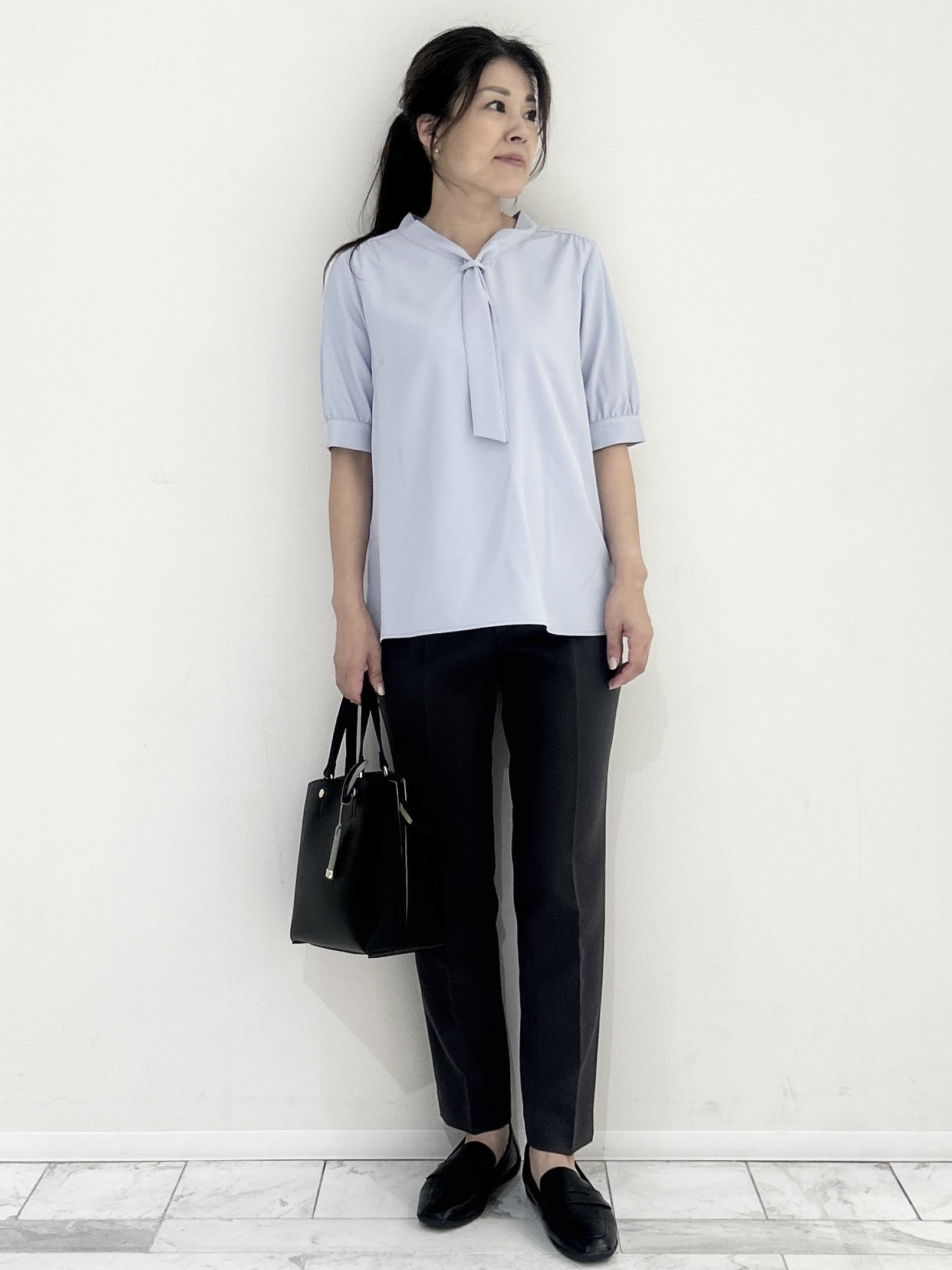 りなさんの「OPAQUE.CLIP｜ジョーゼットボウタイブラウス【洗濯機OK】」を使ったコーディネート