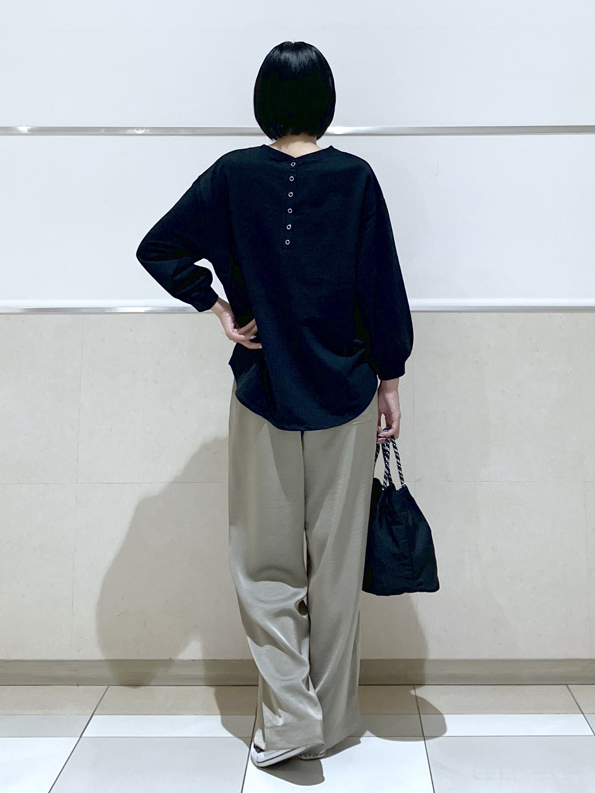 eriko さんの「Dessin｜バックヘンリーカットソー長袖」を使ったコーディネート