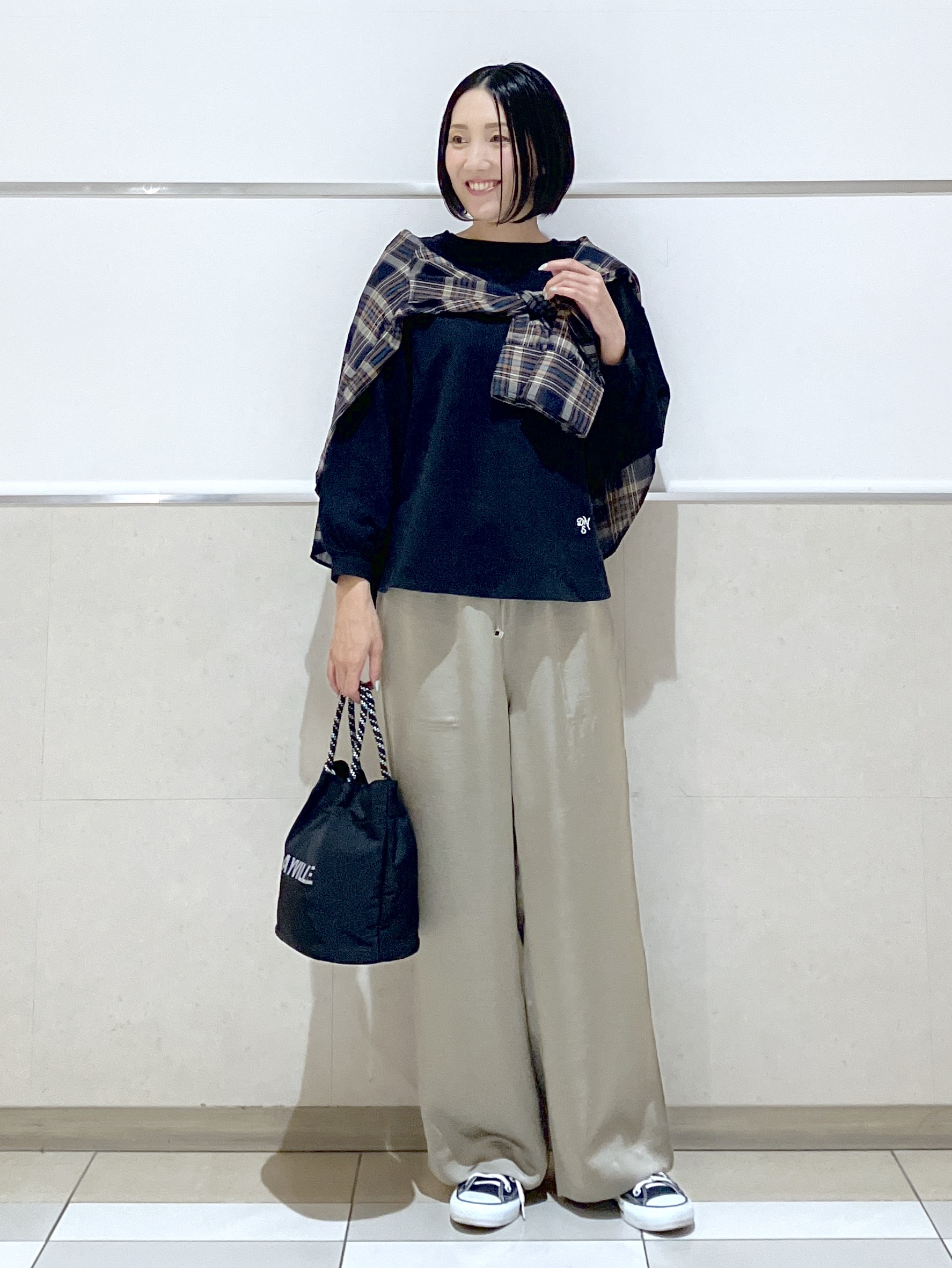 eriko さんの「Dessin｜バックヘンリーカットソー長袖」を使ったコーディネート