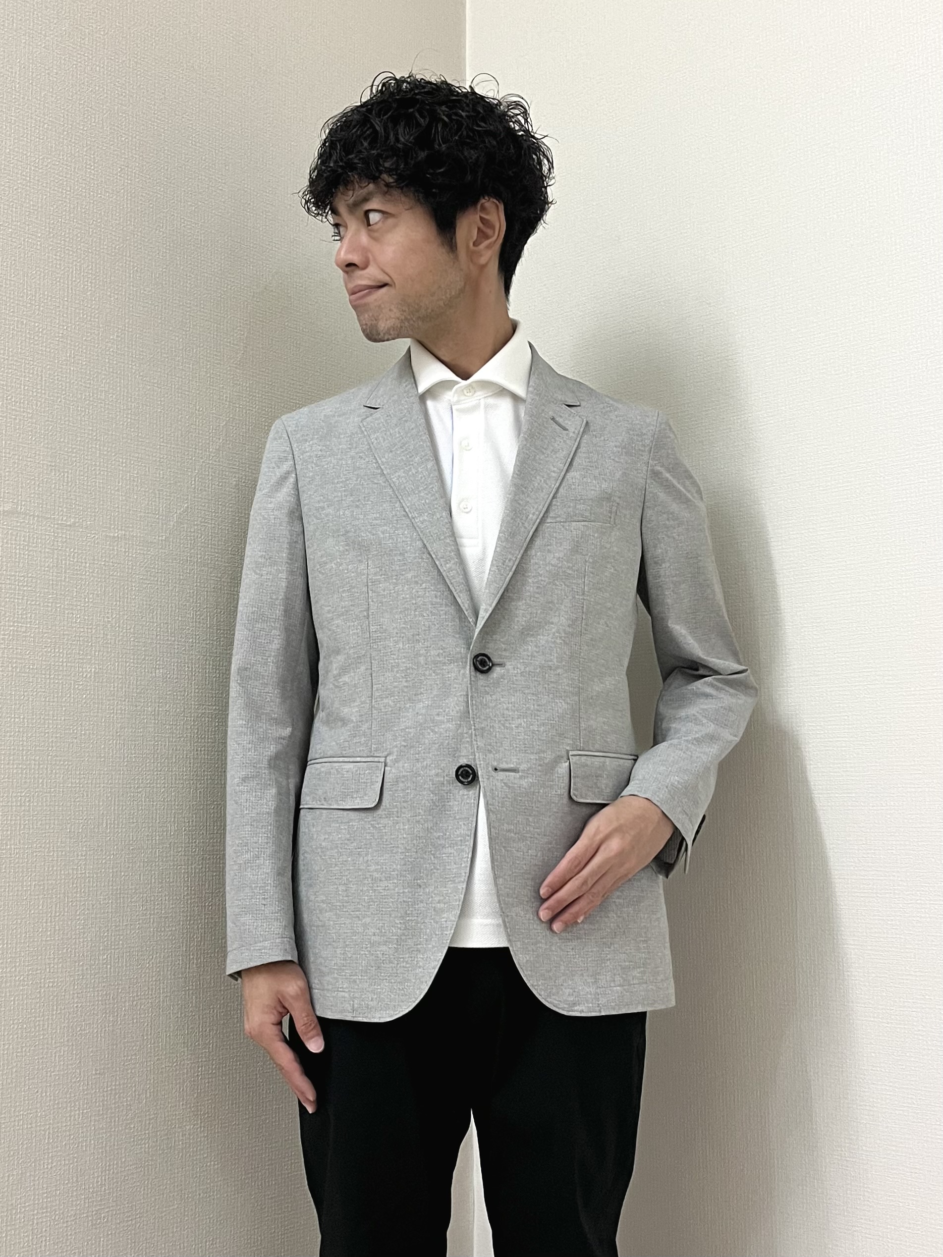 URAさんの「TAKEO KIKUCHI｜【抗菌防臭】COOL DOTS（R）ドビープリント ジャケット」を使ったコーディネート