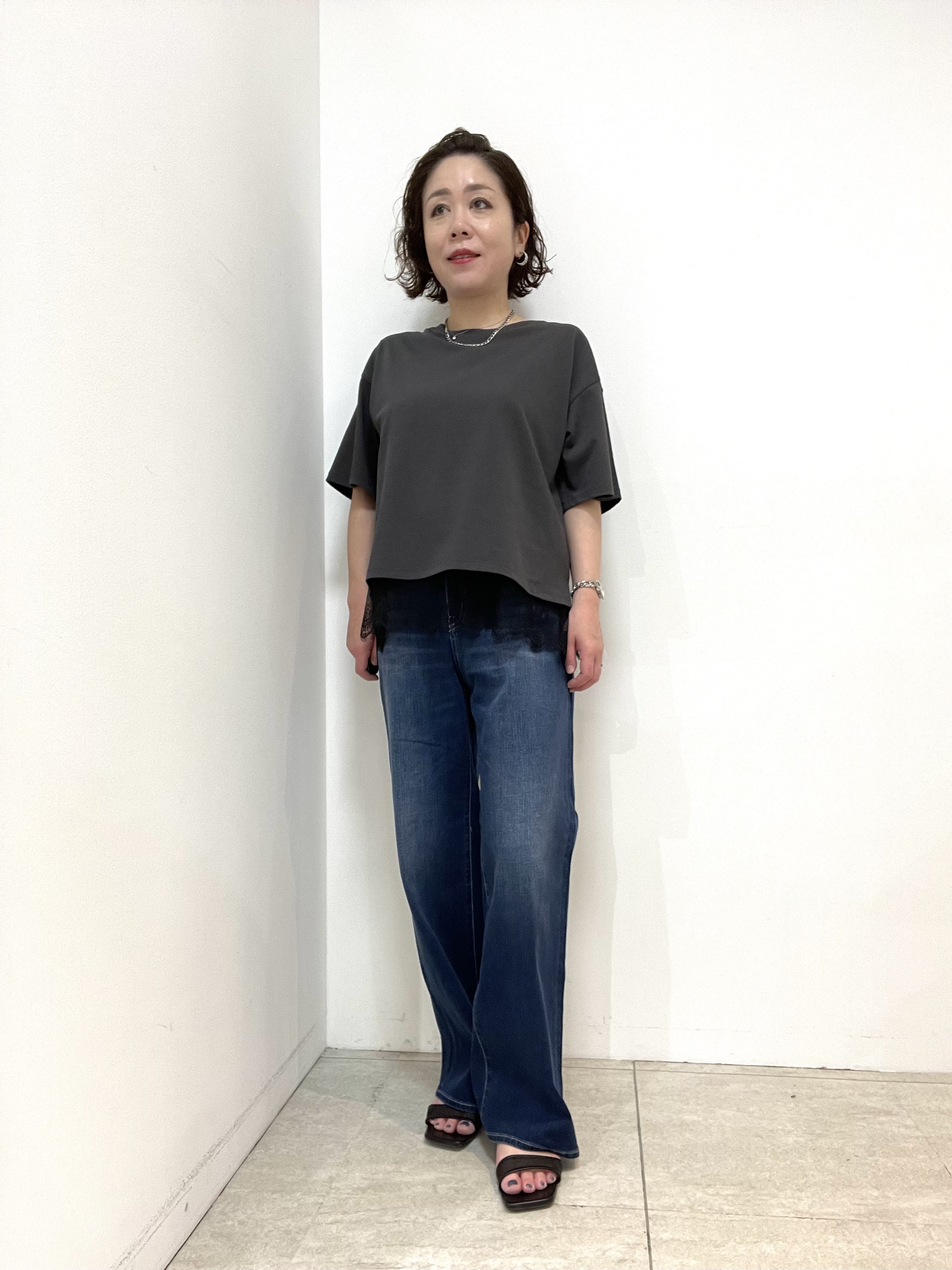 Wachiさんの「UNTITLED｜【1枚でもセットでも】レースキャミ付きプルオーバー」を使ったコーディネート