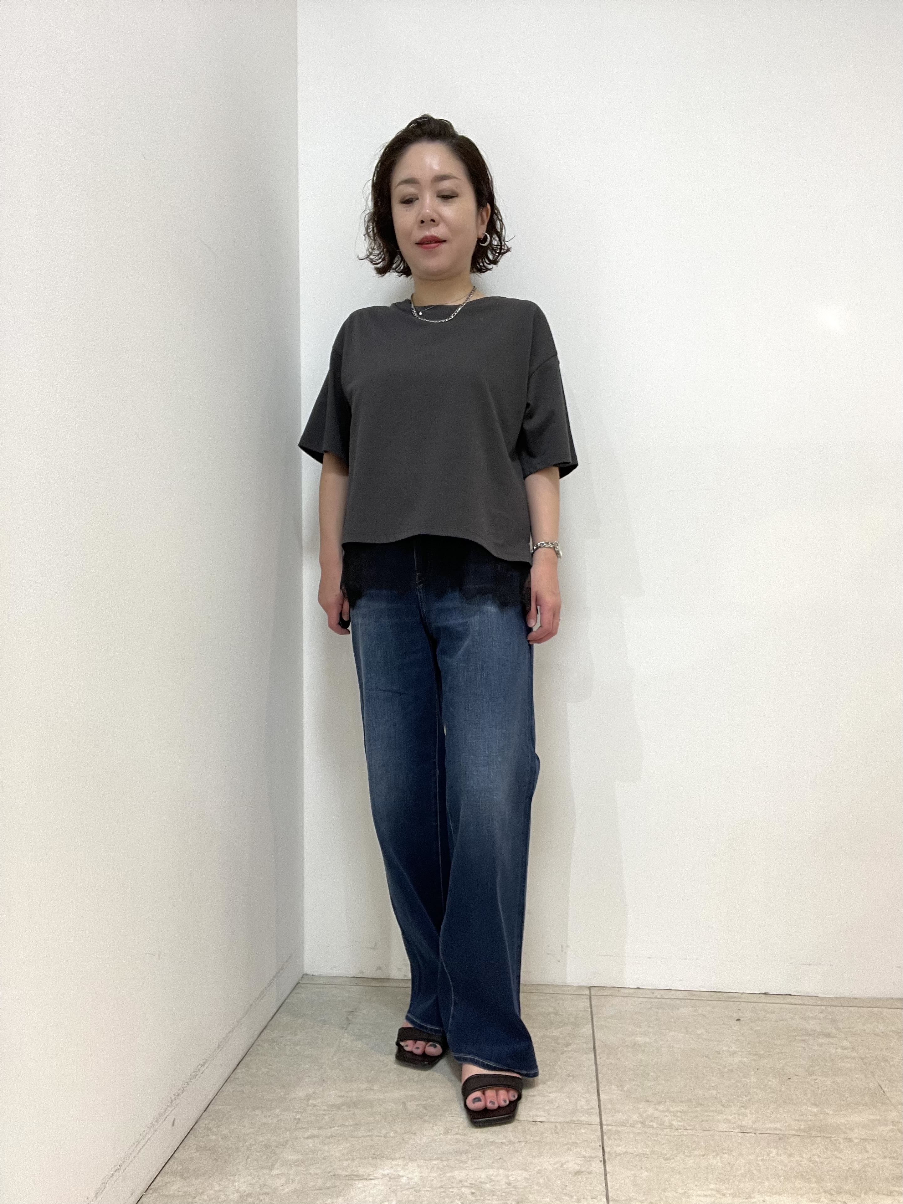 Wachiさんの「UNTITLED｜【1枚でもセットでも】レースキャミ付きプルオーバー」を使ったコーディネート