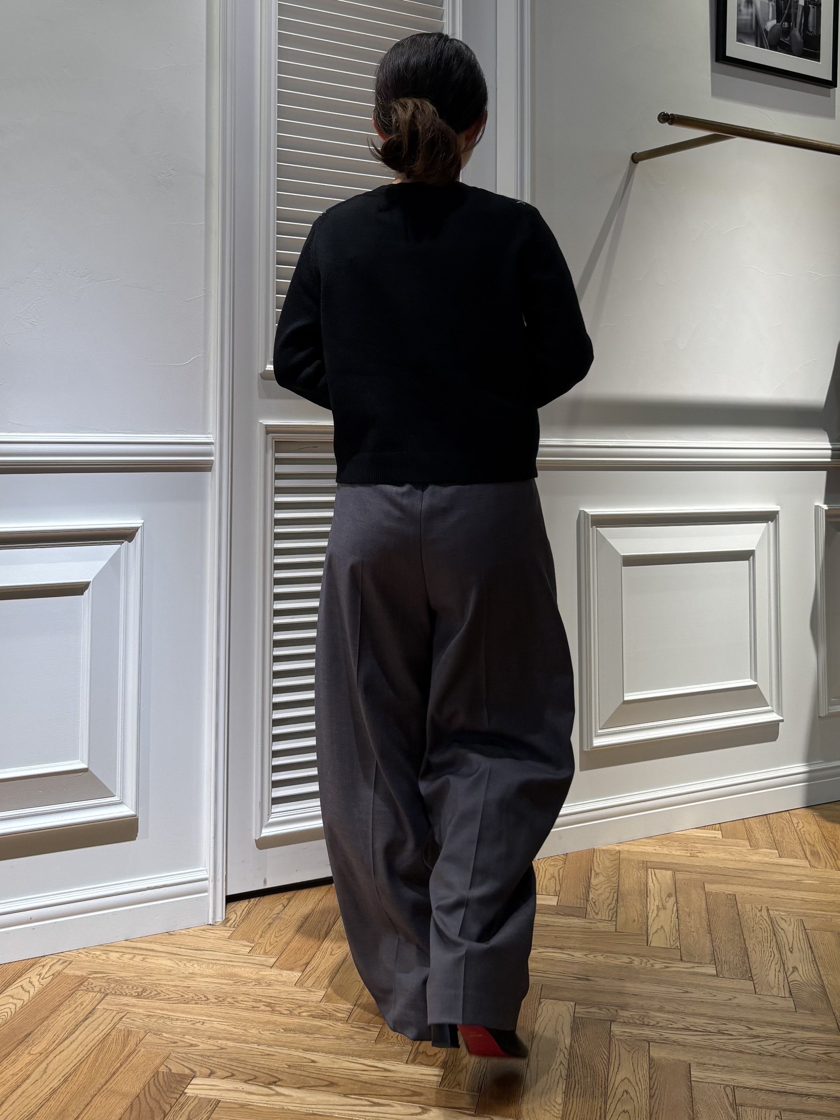 Mgmさんの「DRESSTERIOR｜リリークレストカーディガン」を使ったコーディネート