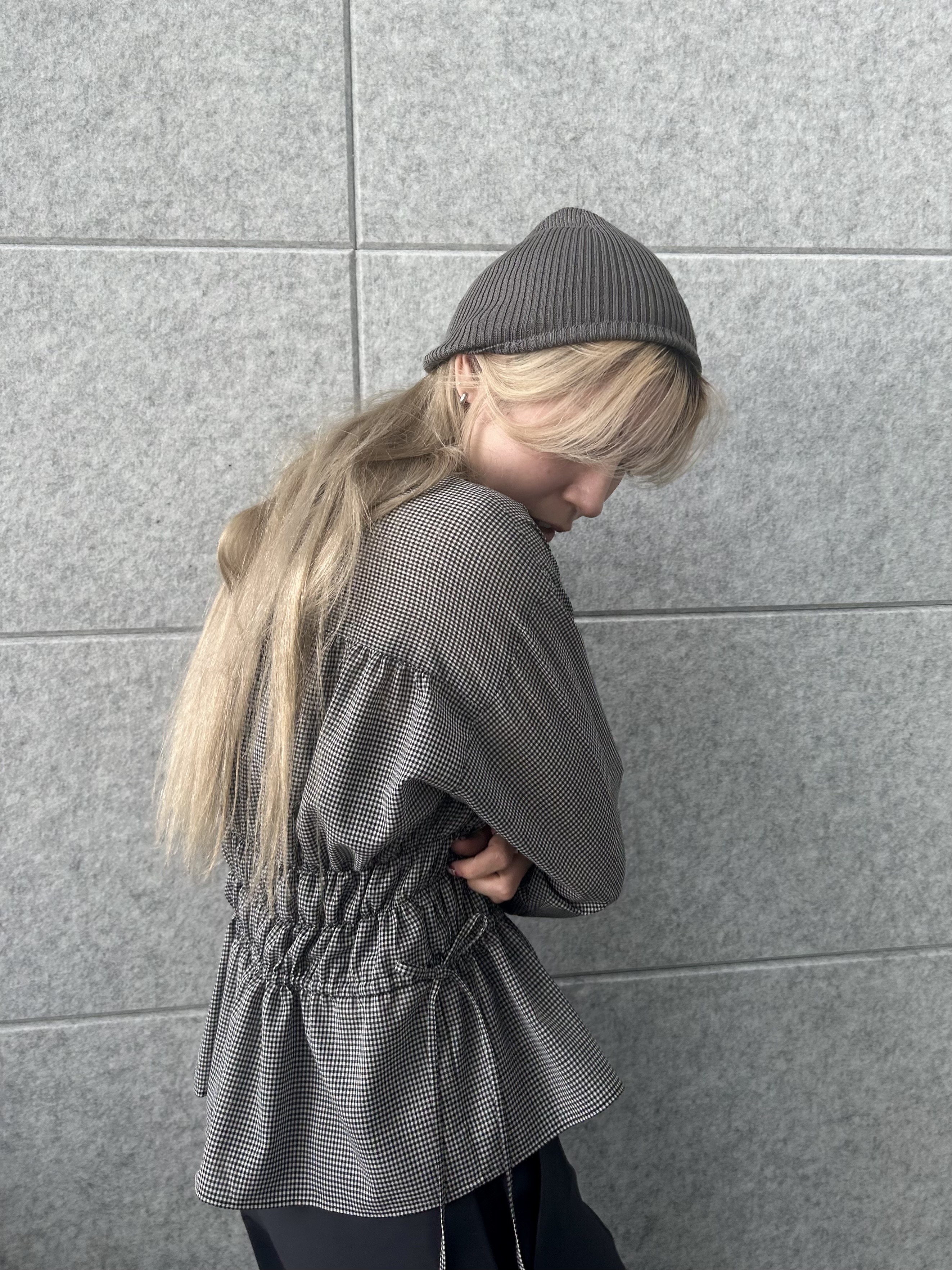 honoka Aさんの「CODE A｜light shirred check blouse」を使ったコーディネート